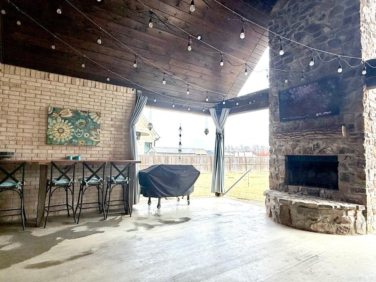 24 kalli  Vilonia, AR