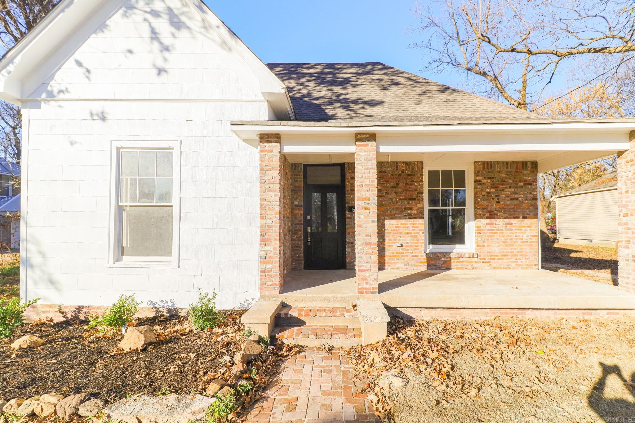 720 W Matthews  Jonesboro, AR