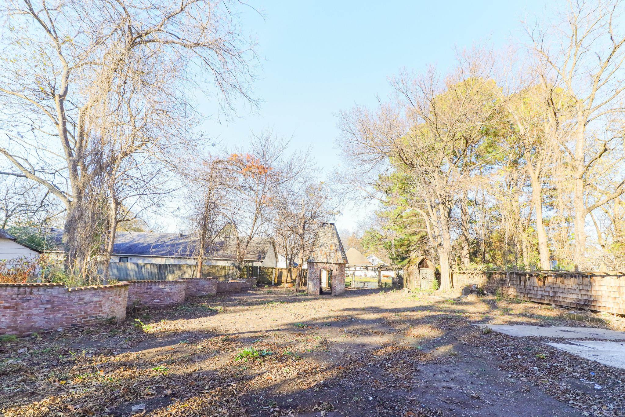 720 W Matthews  Jonesboro, AR