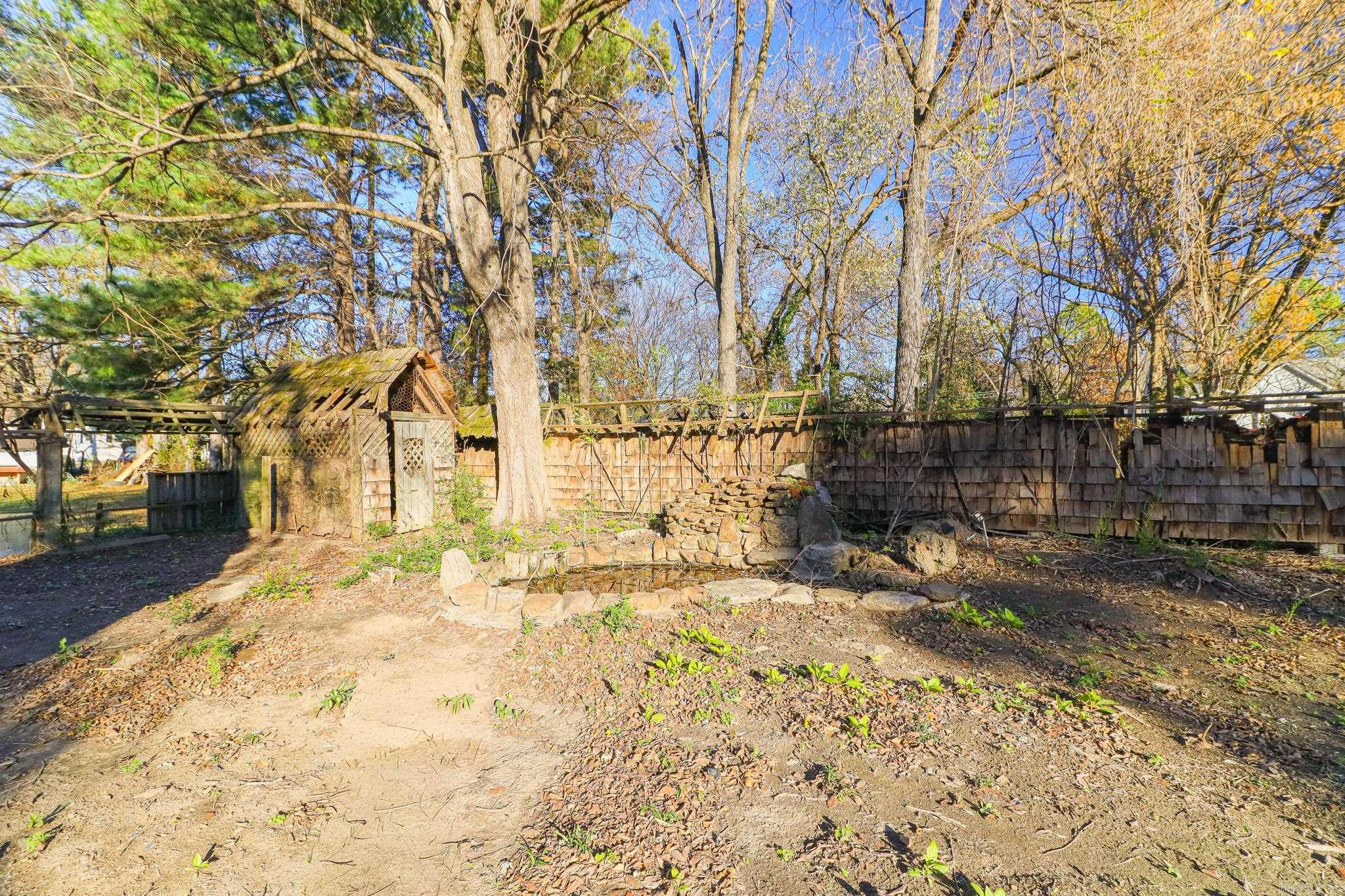 720 W Matthews  Jonesboro, AR