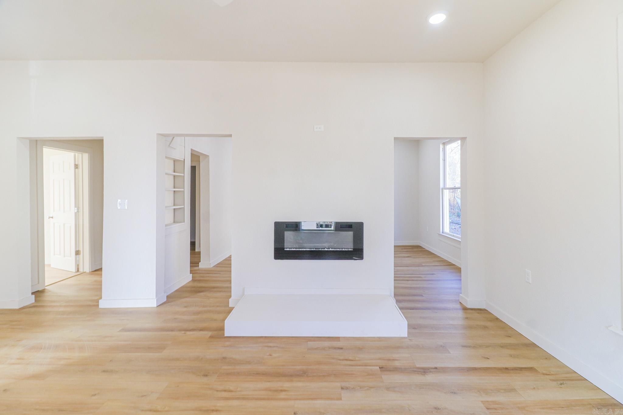 720 W Matthews  Jonesboro, AR