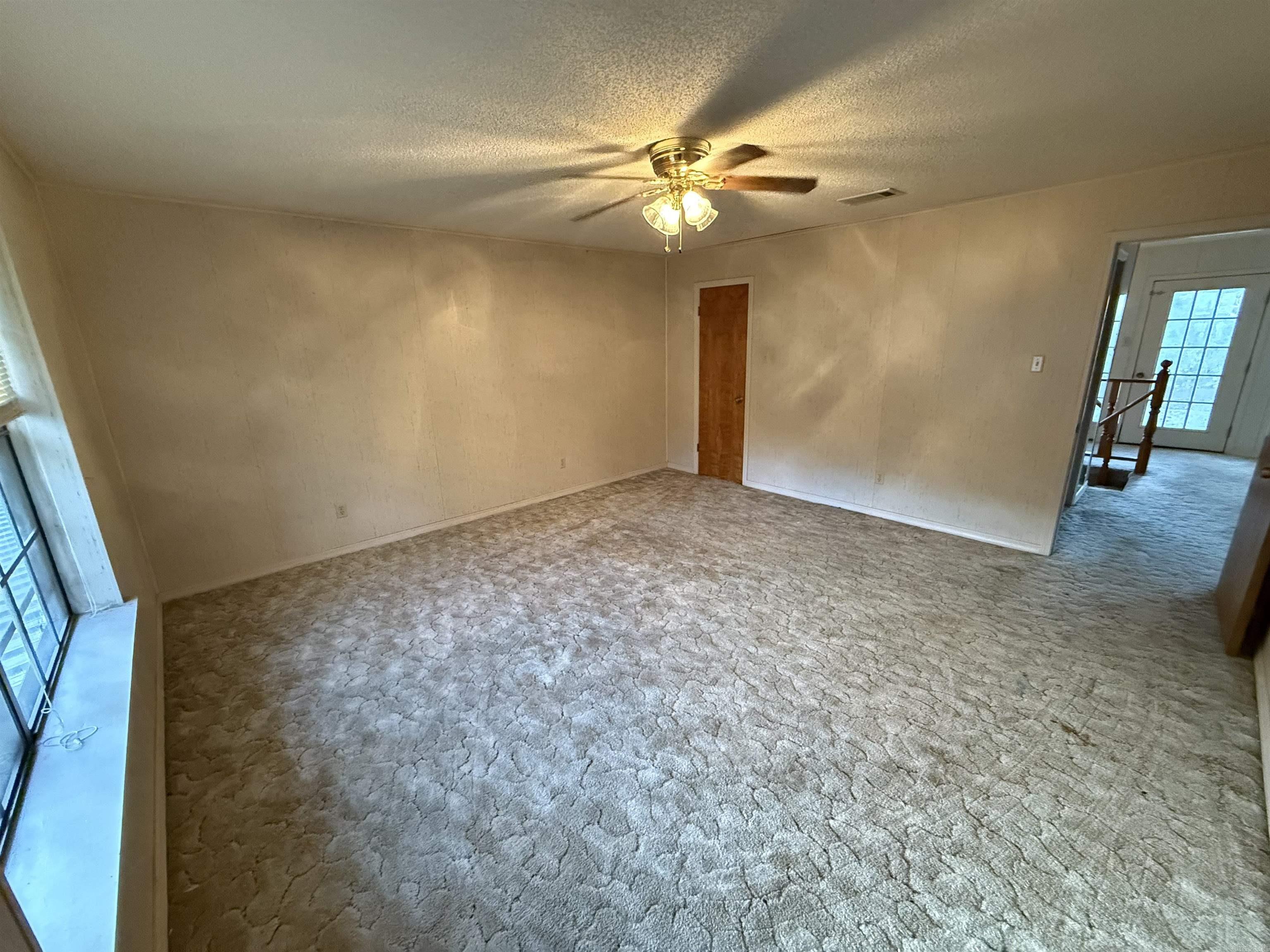 955 Hwy 31  Romance, AR