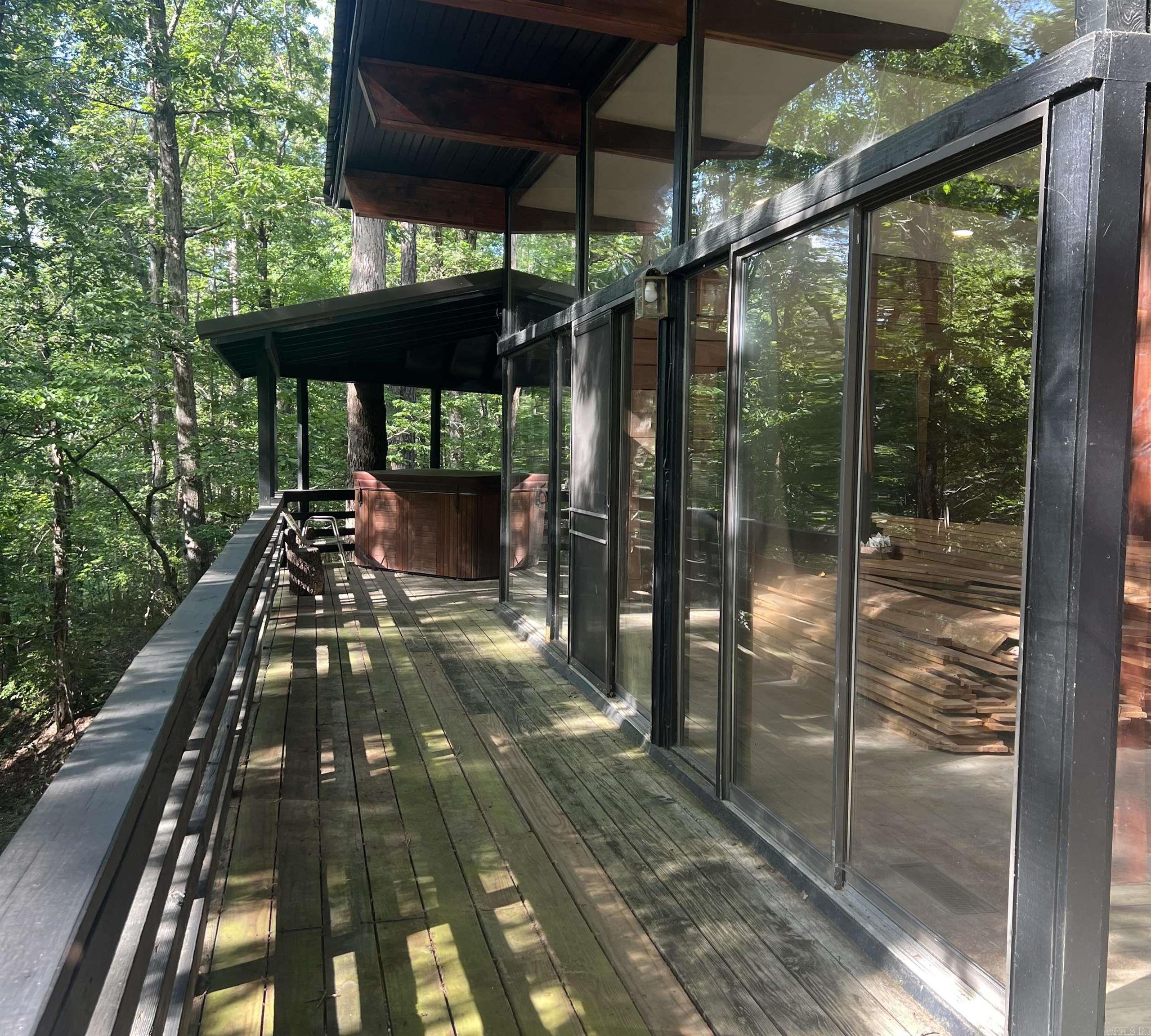 113 Greenwood Road  Fairfield Bay, AR