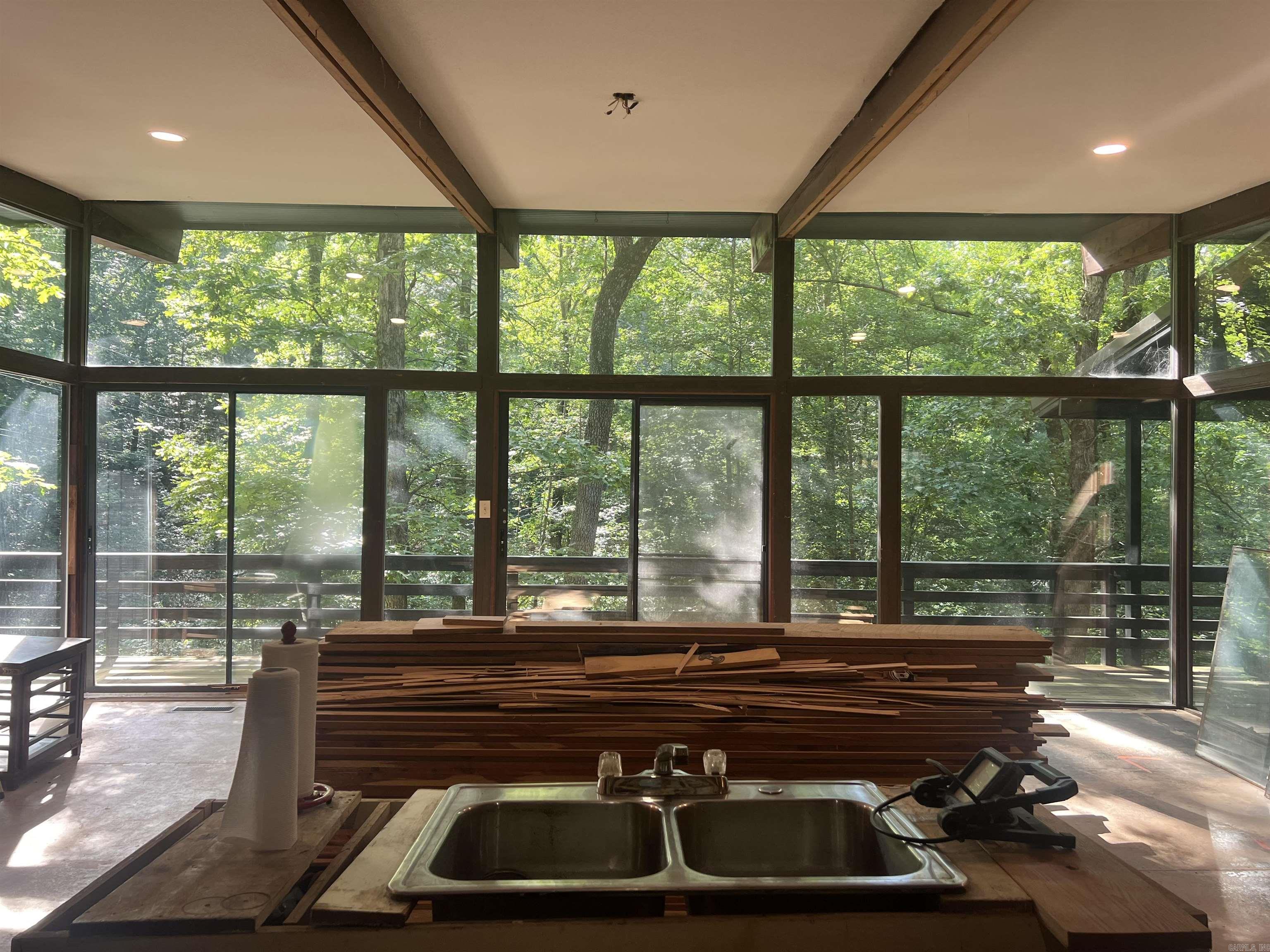 113 Greenwood Road  Fairfield Bay, AR