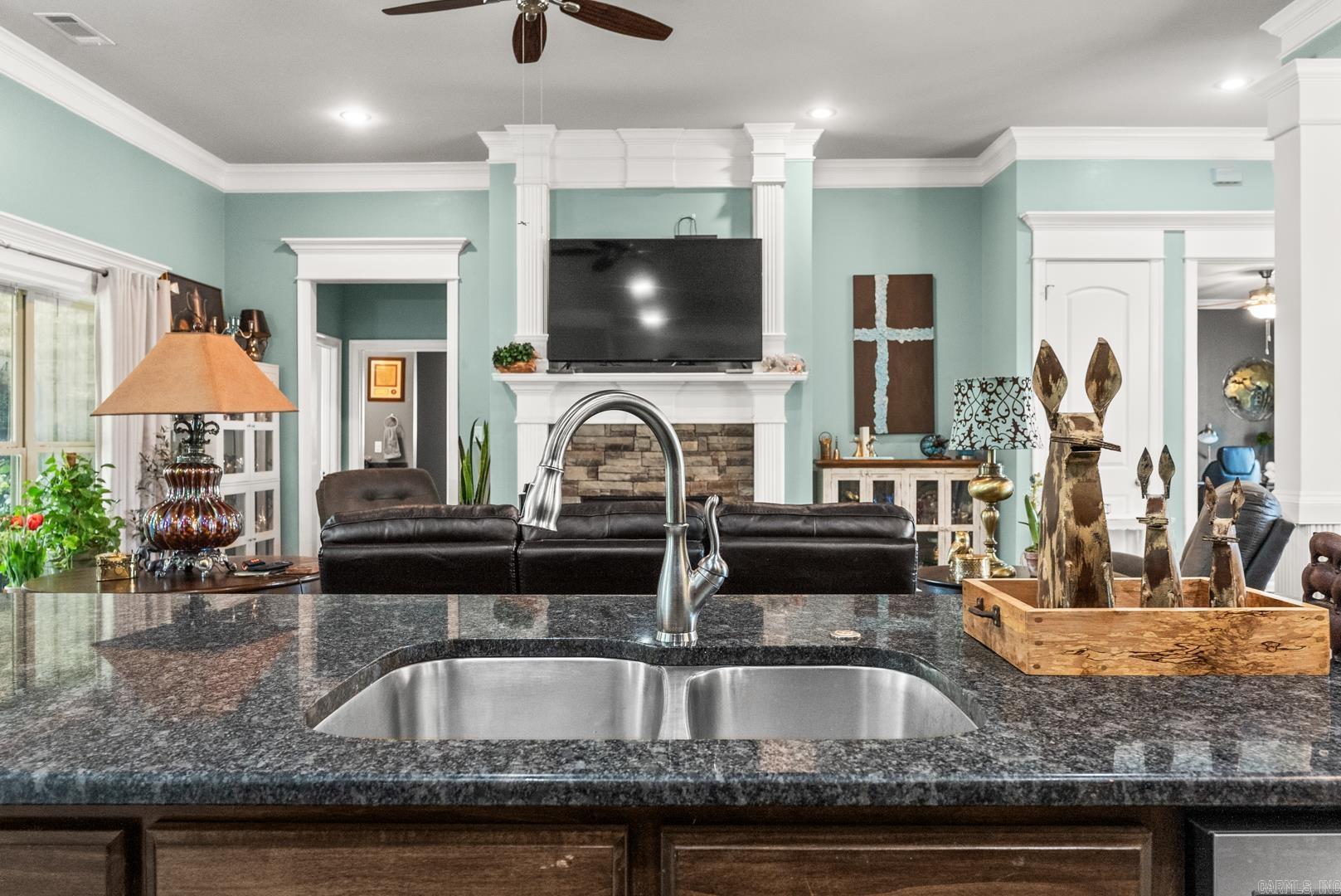 14 River Road Drive West  Mayflower, AR