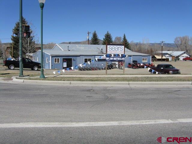 151 W Highway 50