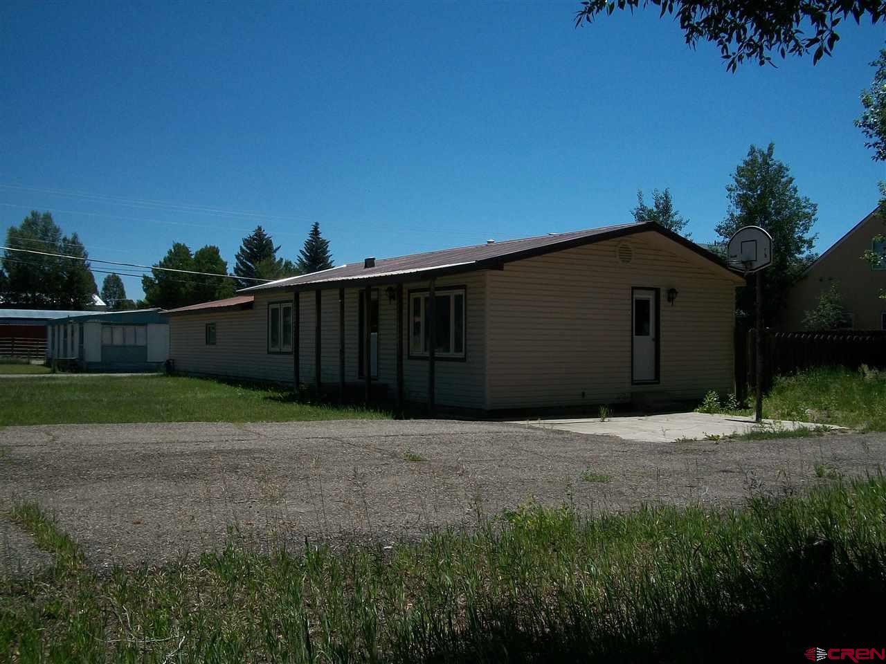 1115 W Tomichi Avenue