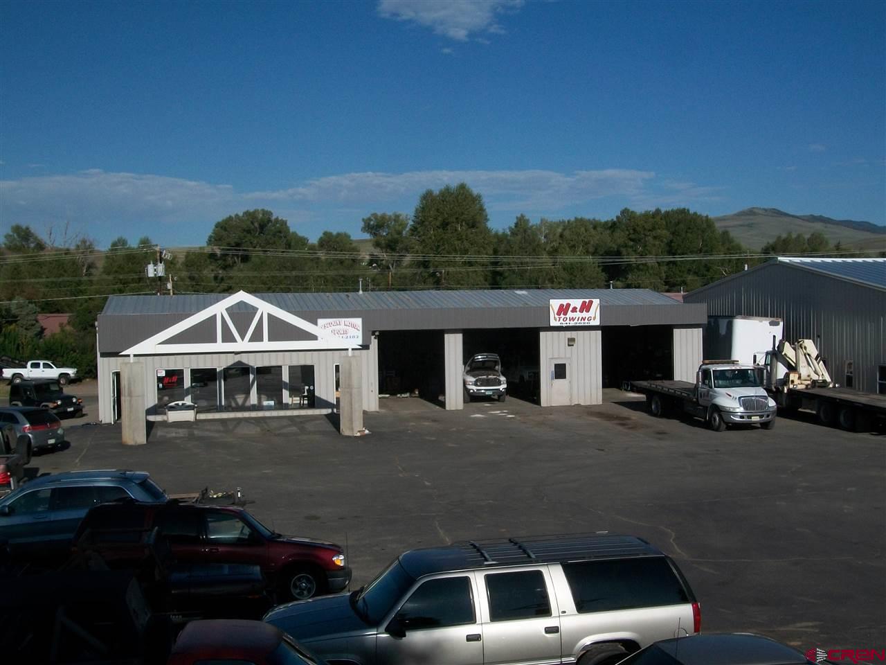 203 W US Highway 50 & 1001 W New York Avenue