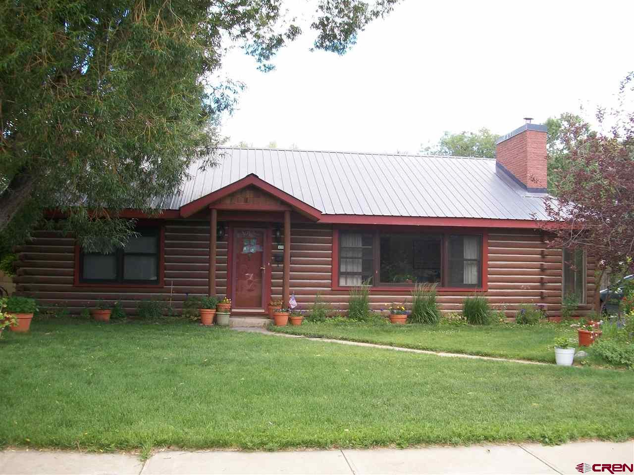 414 N Taylor Street
