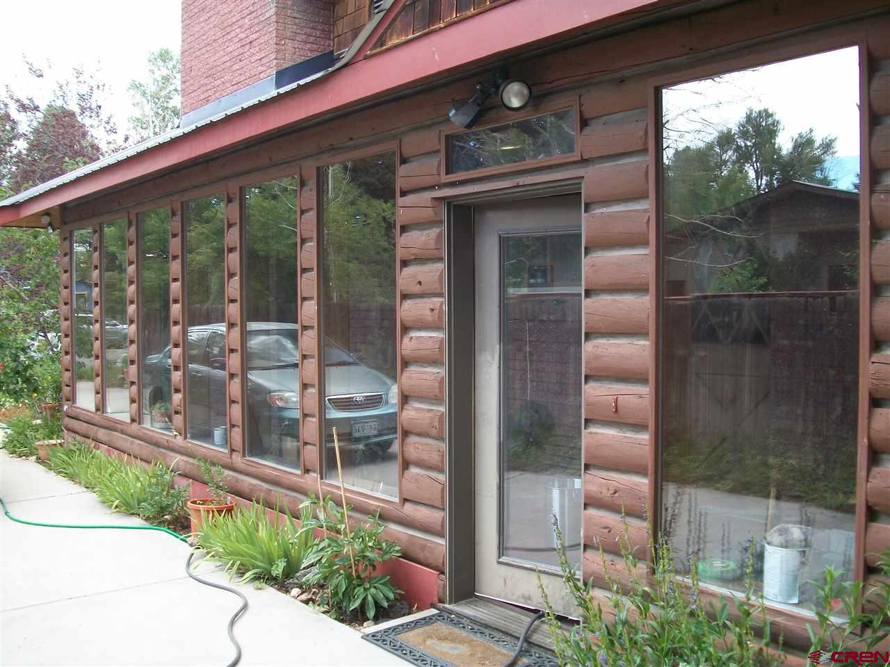 414 N Taylor Street