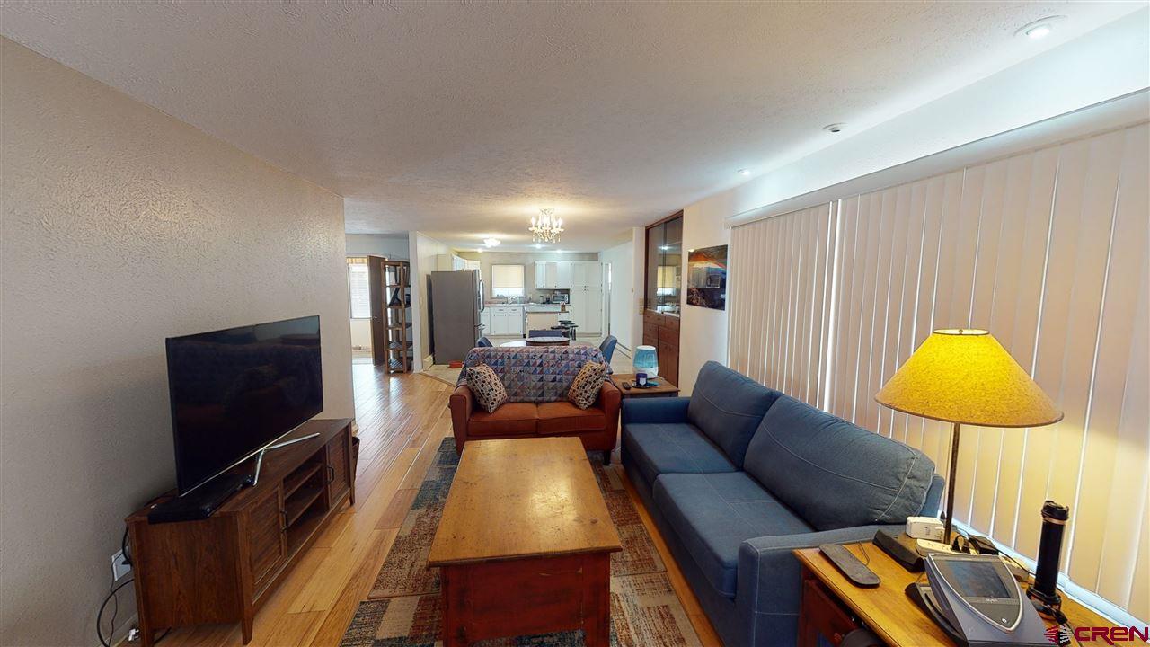 82 El Camino Drive