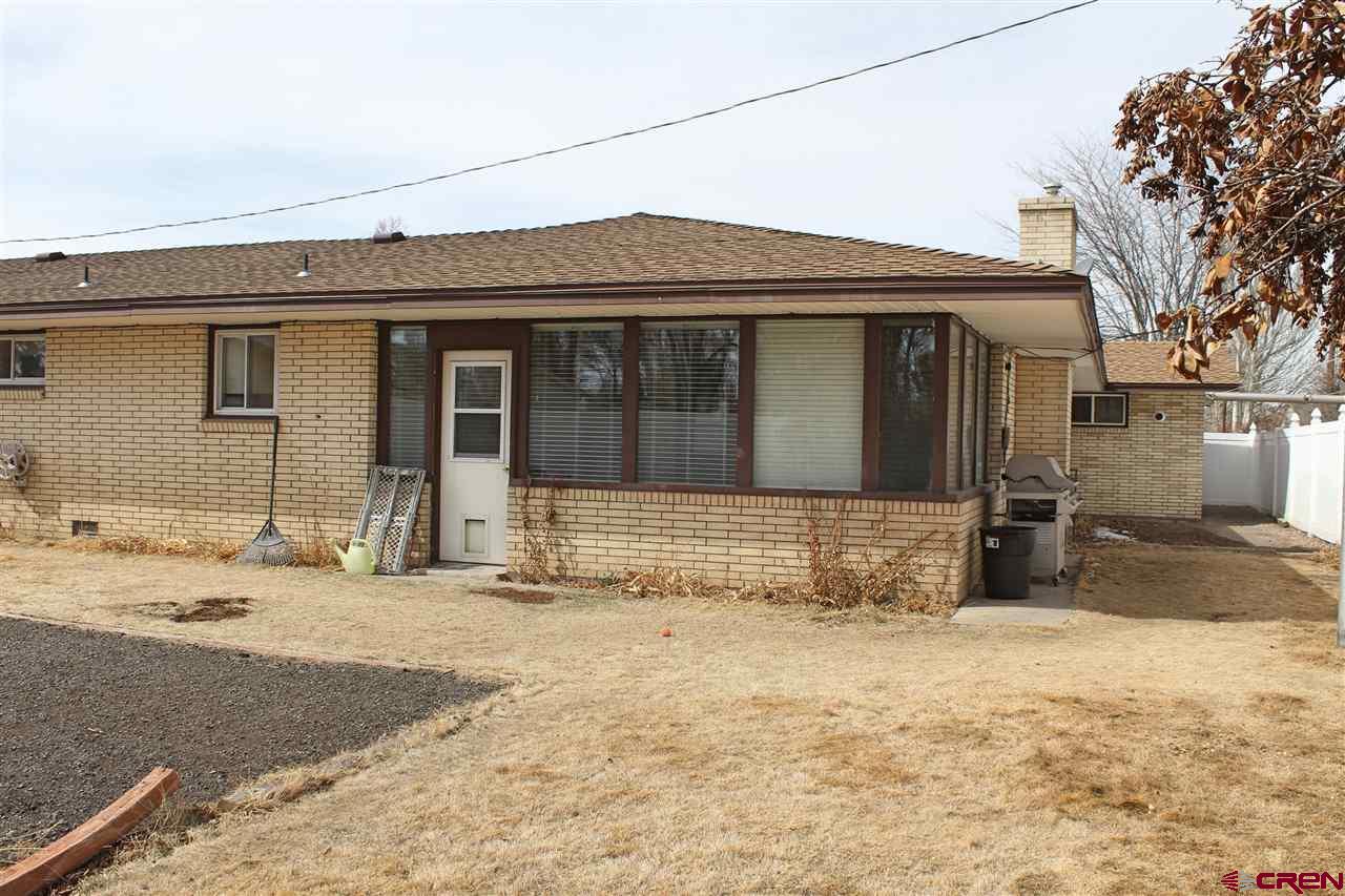 82 El Camino Drive
