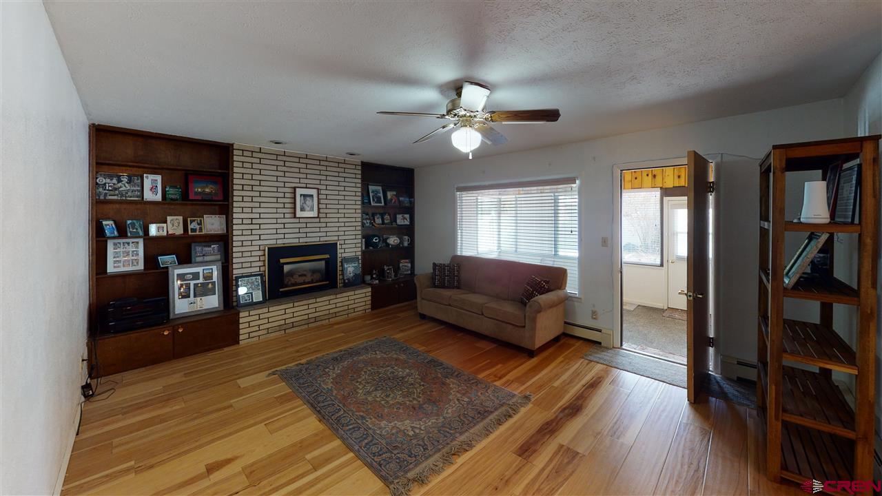 82 El Camino Drive