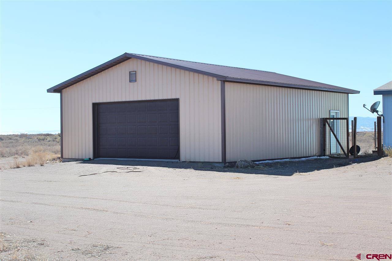 3122 N Road 111