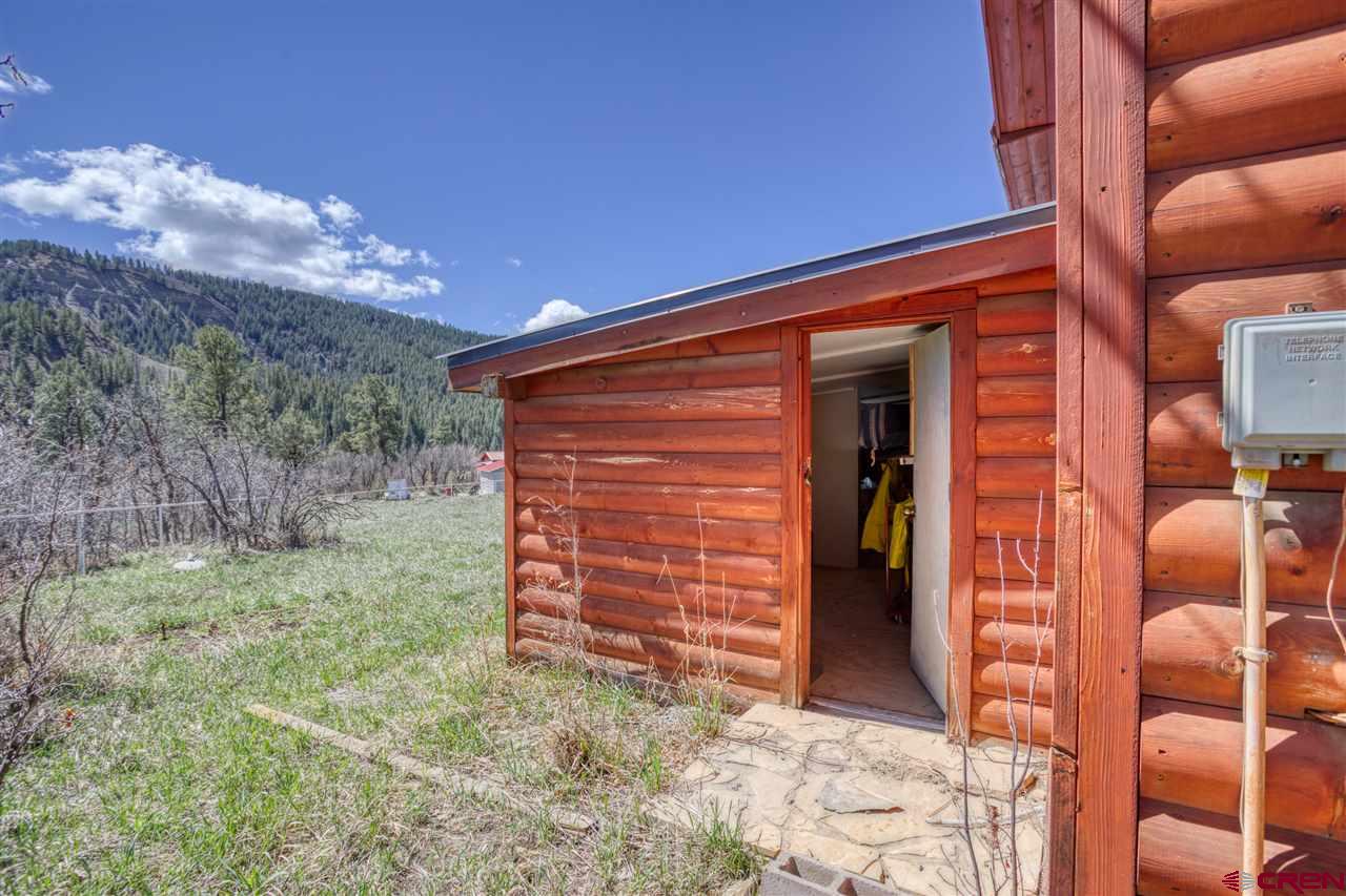 1040 County Road 335