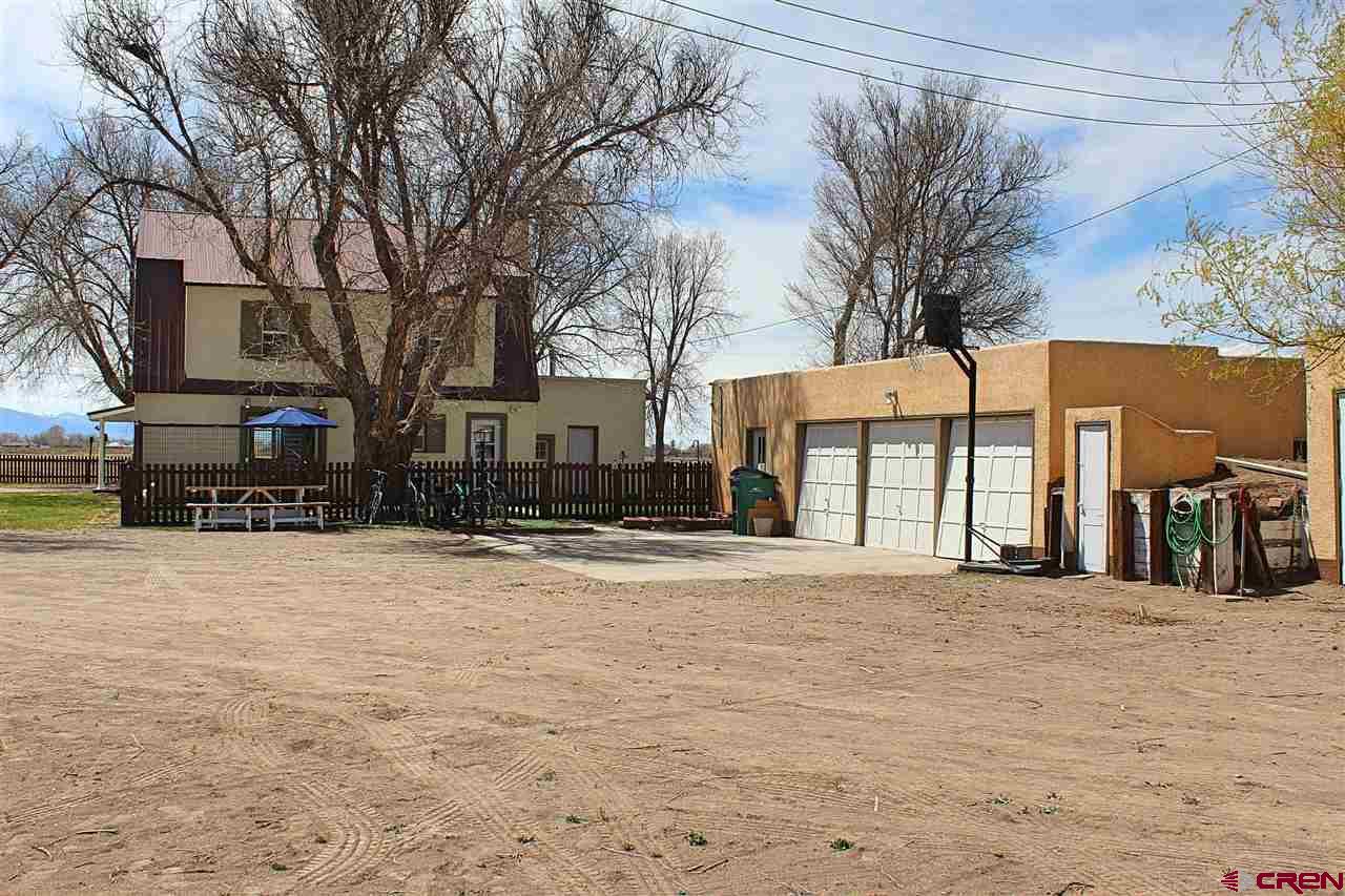 6240 Highway 17