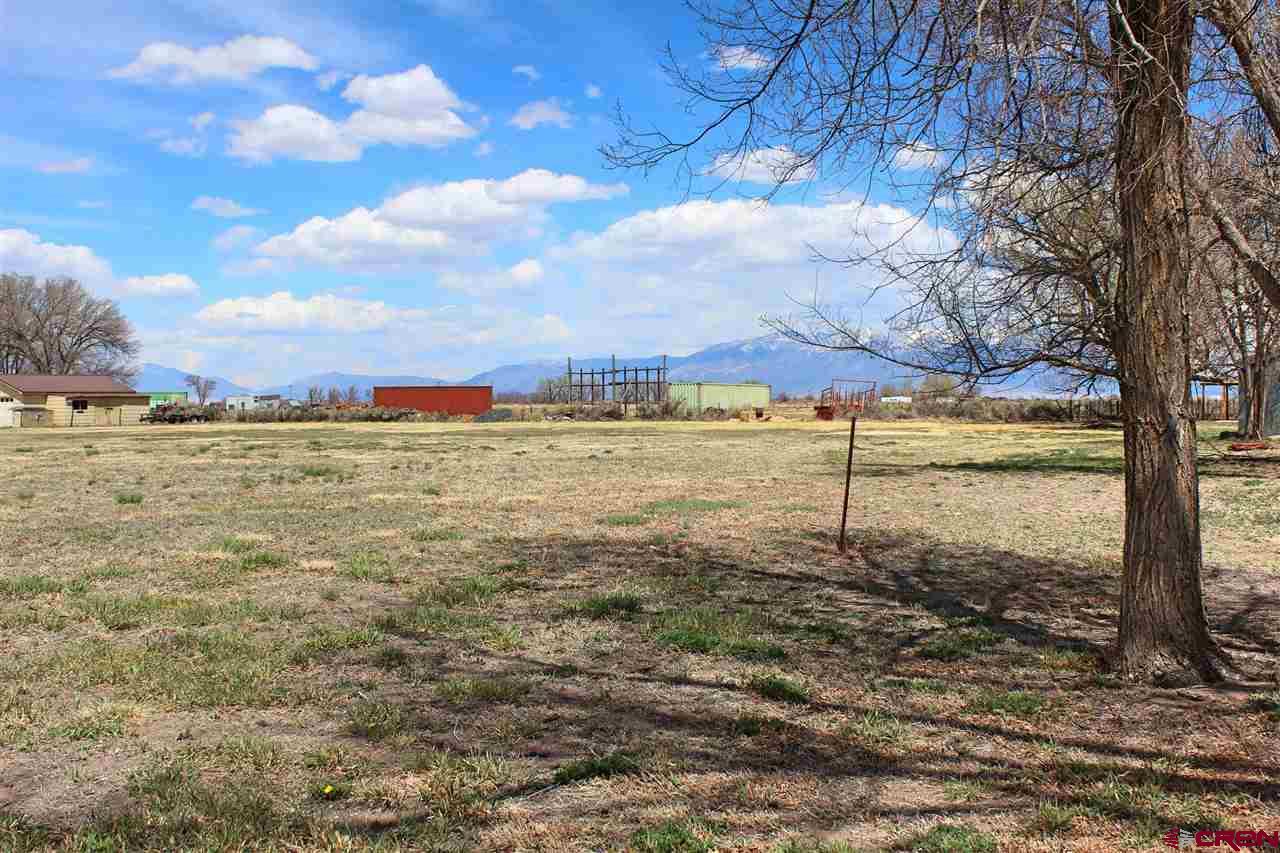 6240 Highway 17