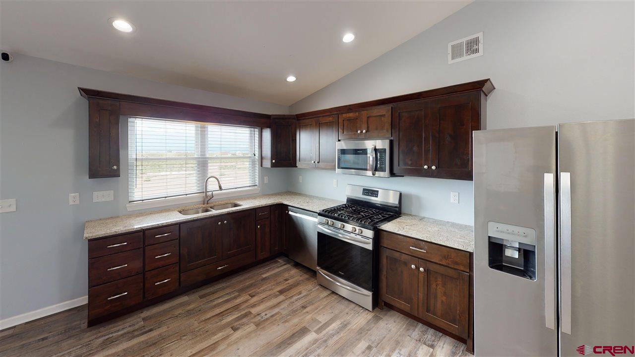 5720 S County Road 9