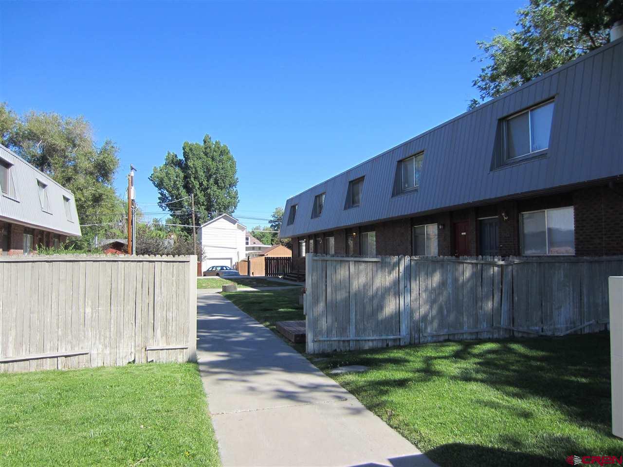 1105 S 5TH STREET, MONTROSE, CO 81401 | Peggy Lindsey