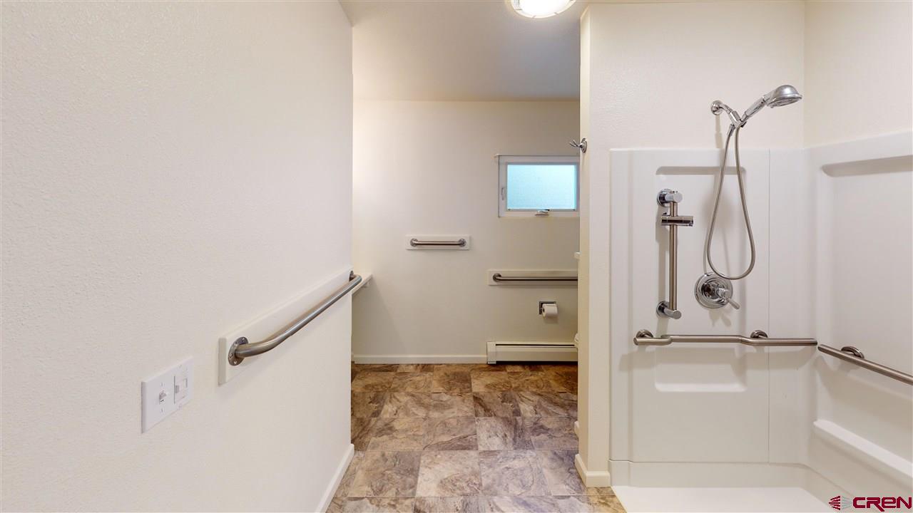 2 Bellwood Drive