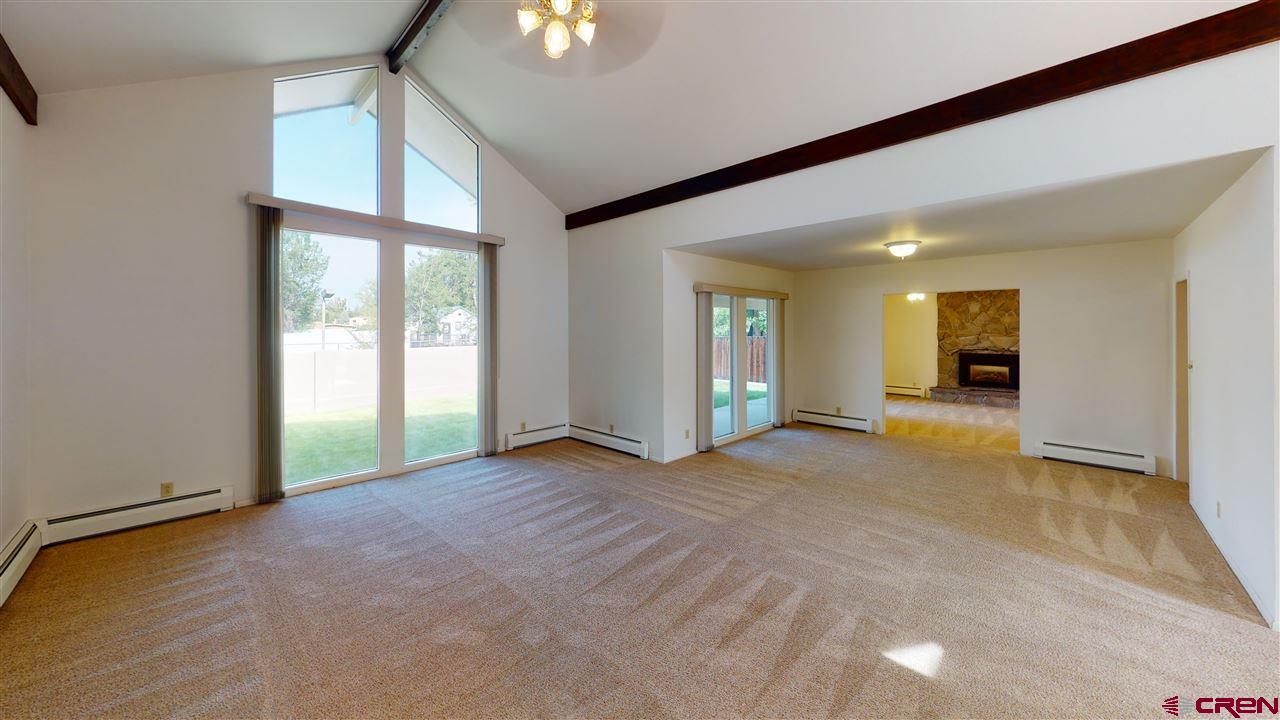 2 Bellwood Drive