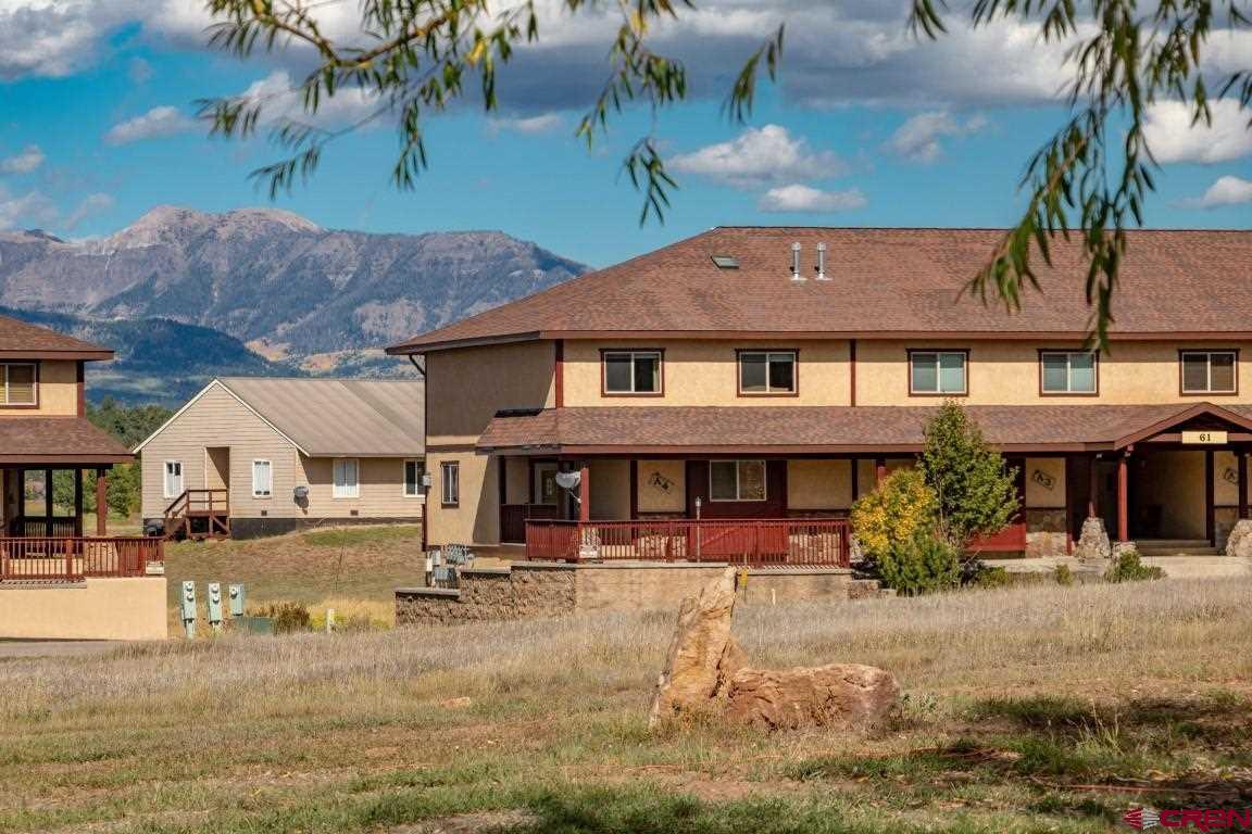 61 Lakeside Drive
