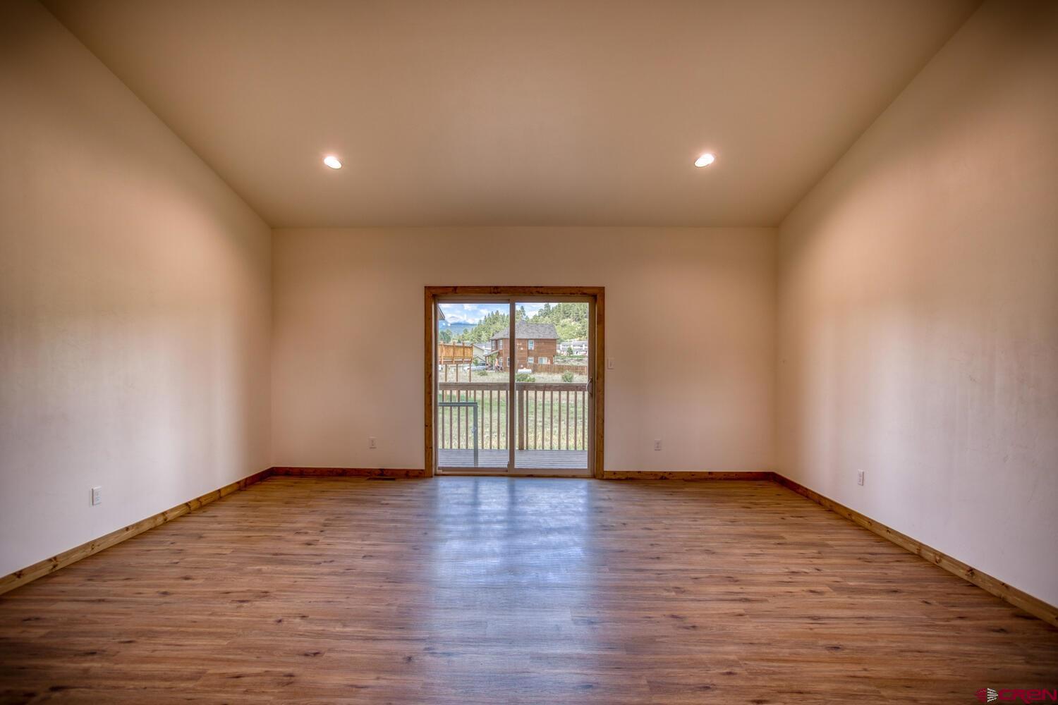 31 Emerald Place