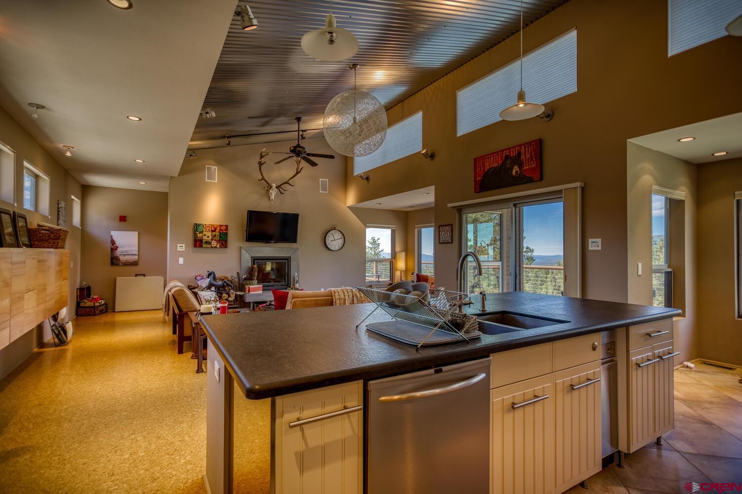 609 S Black Bear Place