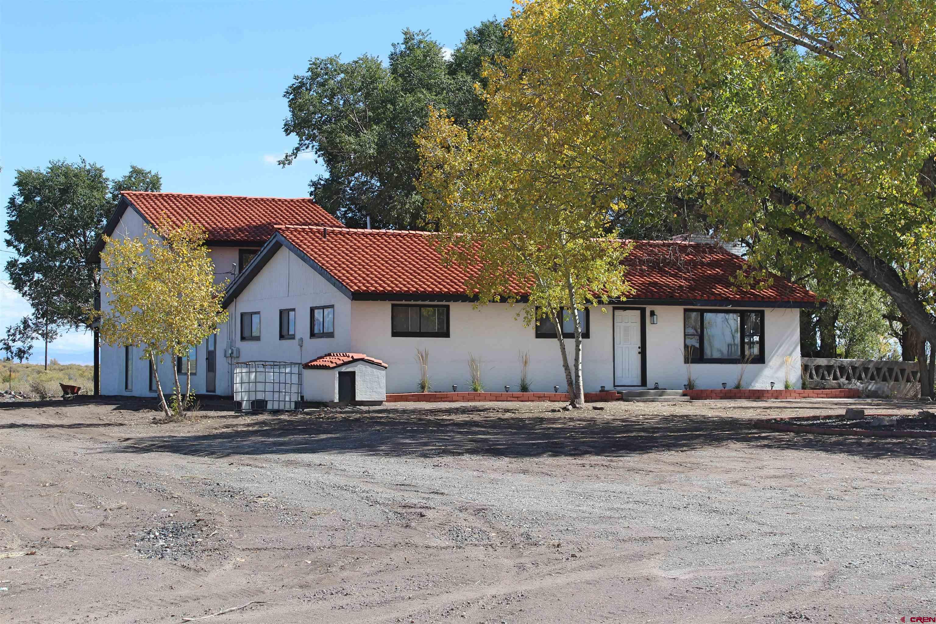 978 S Highway 17