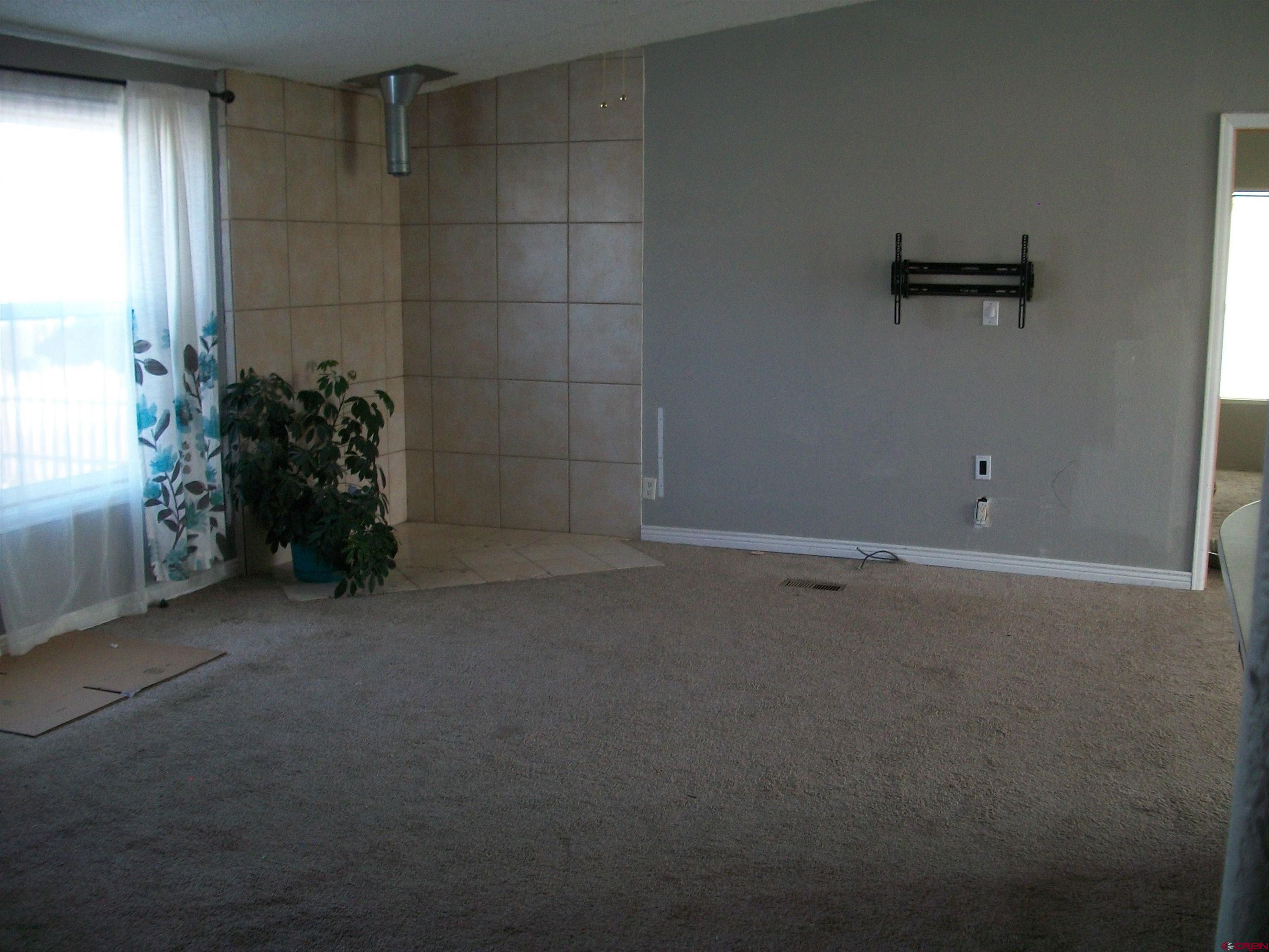 364 Mesa Loop