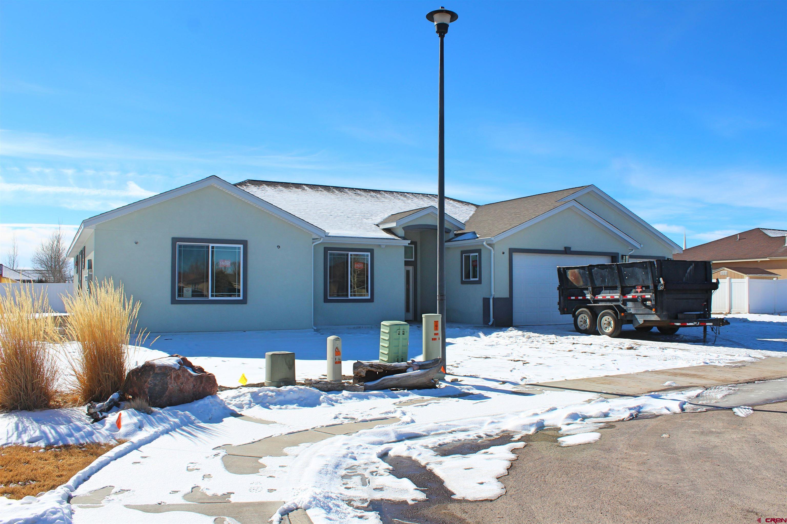1112 Riverbend Court