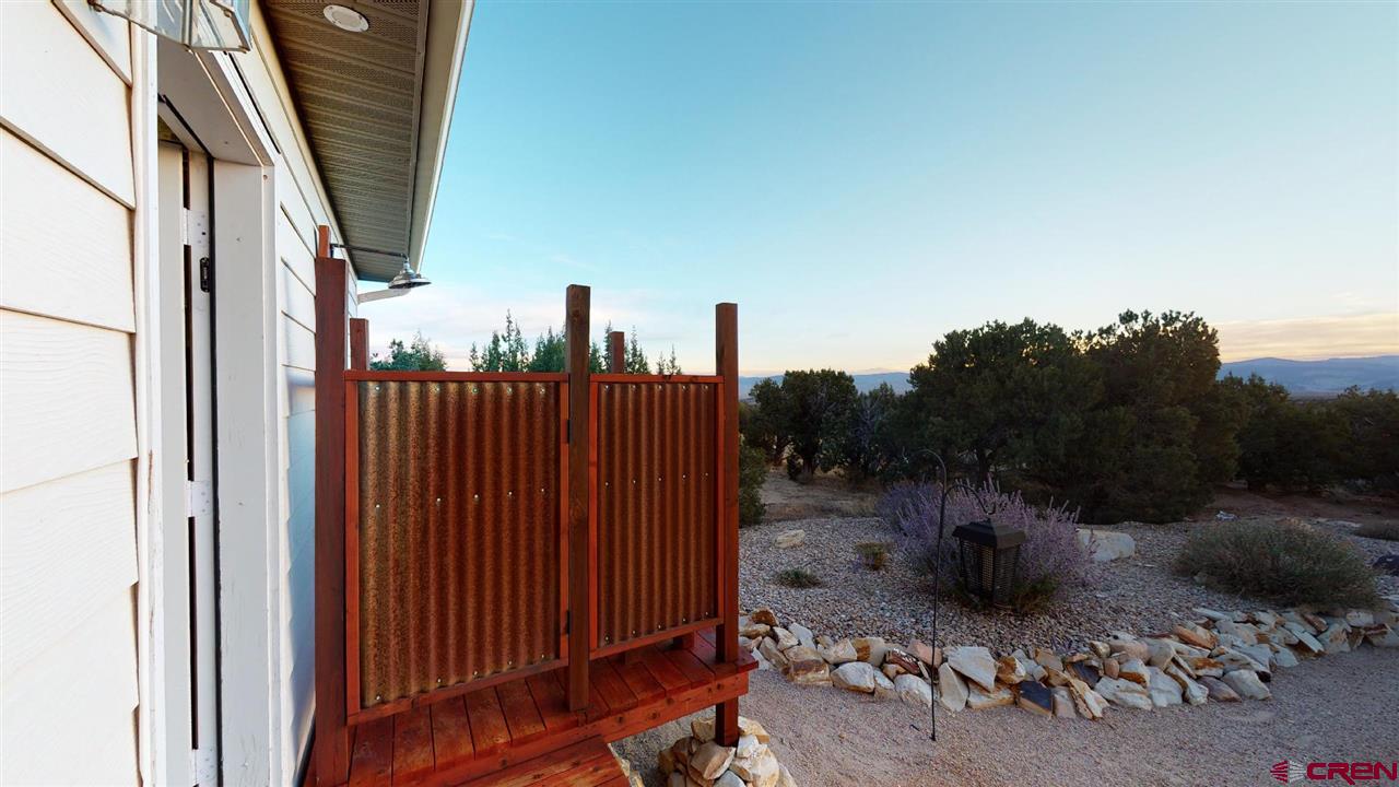 62170 Tres Coyote Trail Montrose CO 81403 Sold