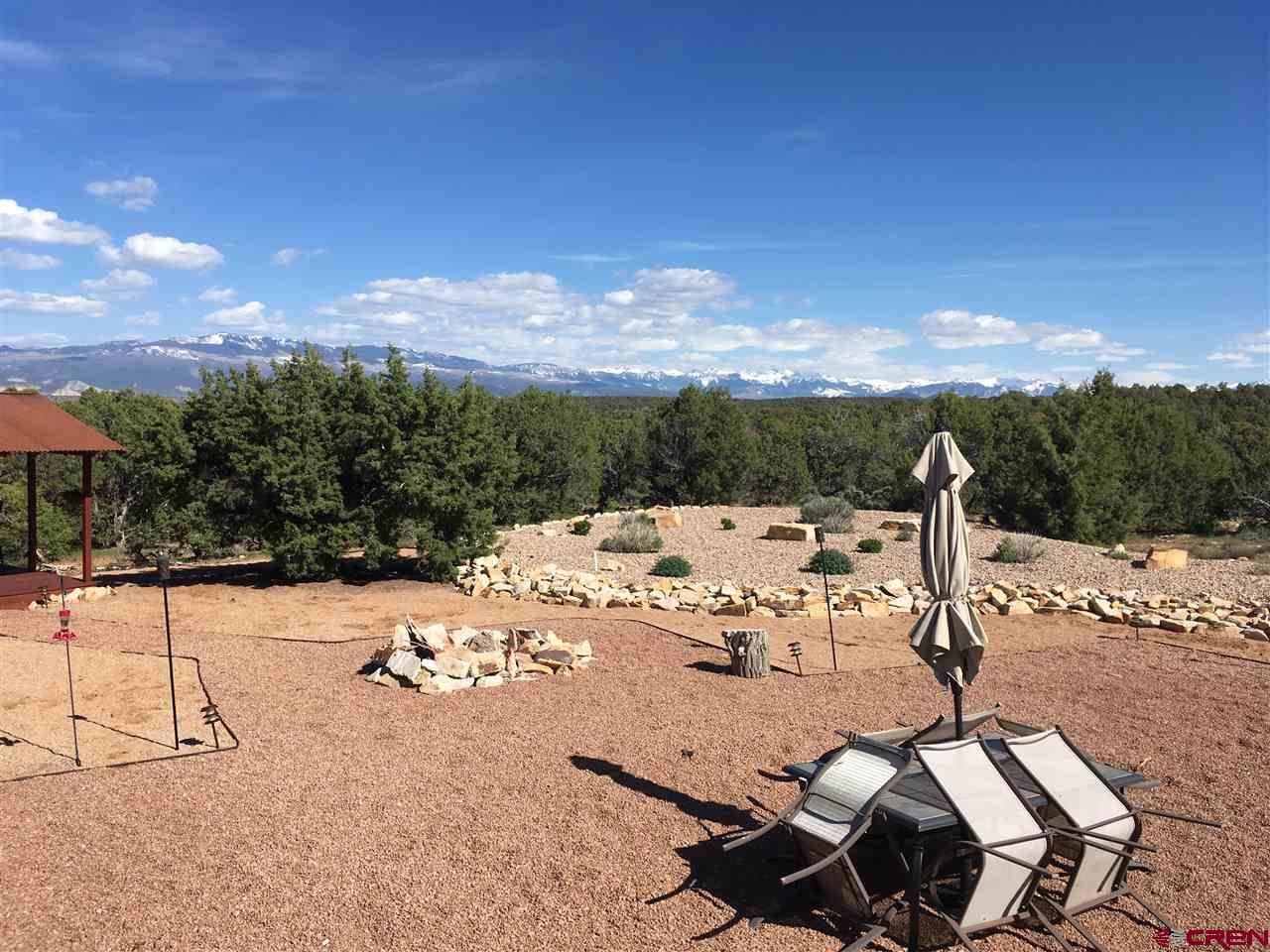 62170 Tres Coyote Trail Montrose CO 81403 Sold