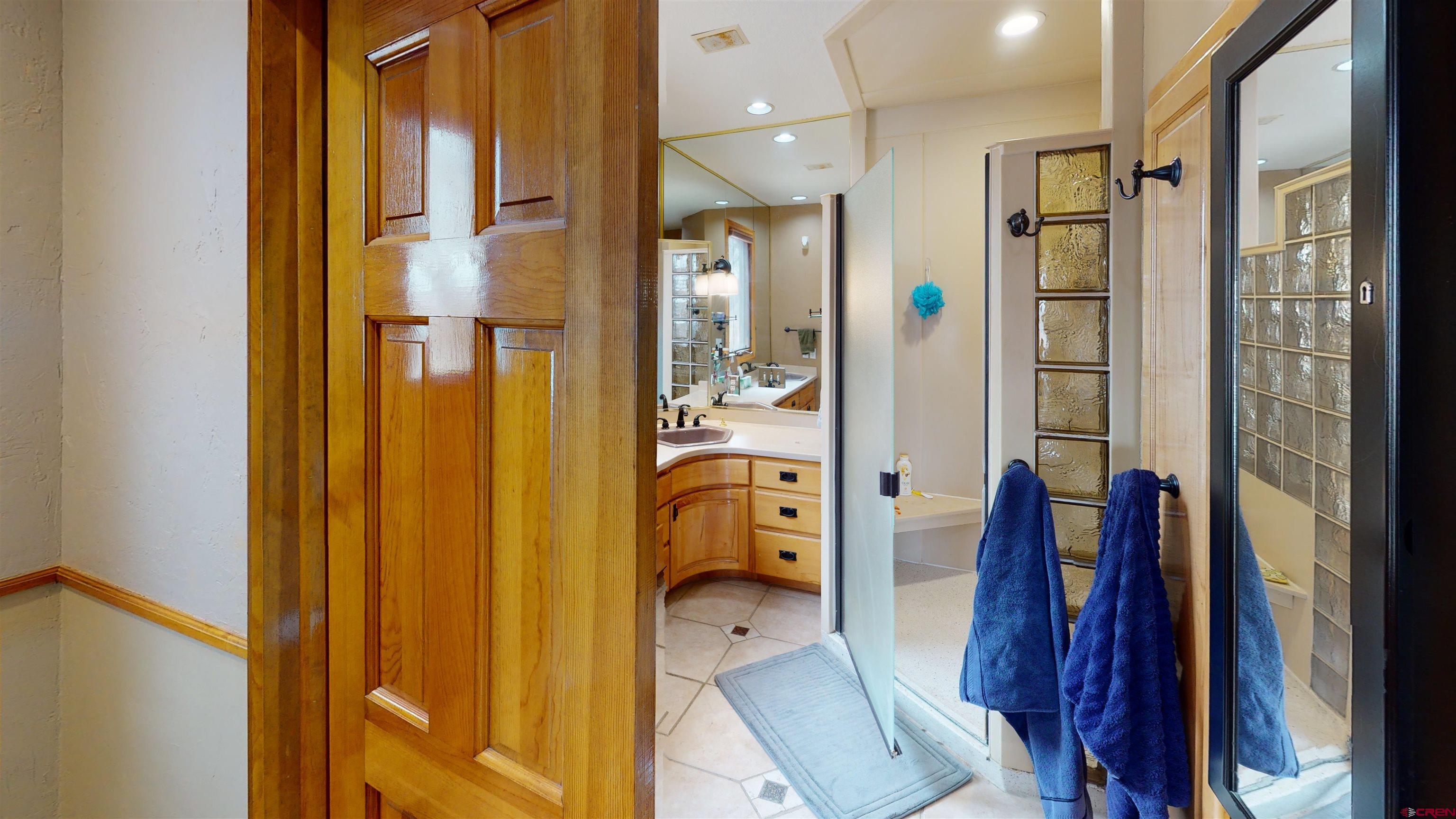 5115 Oxbow Loop