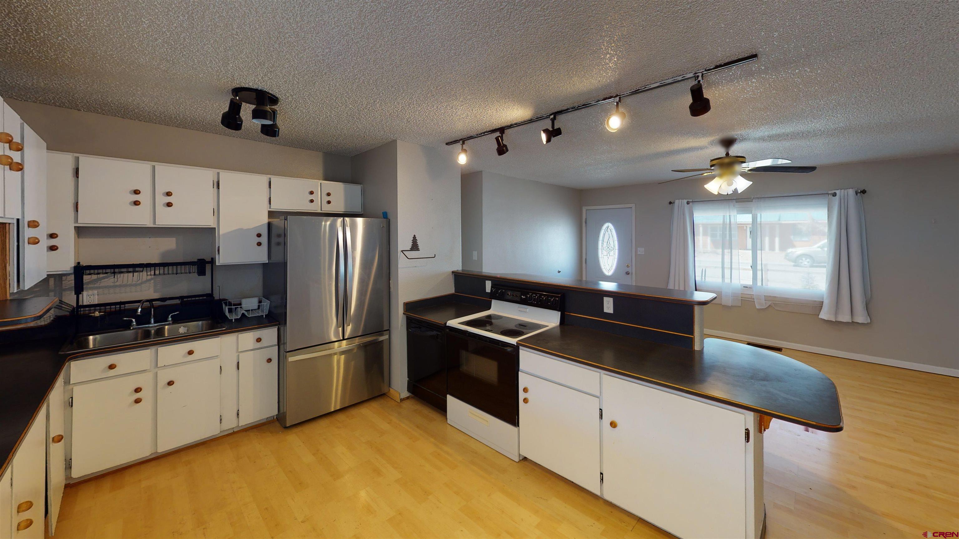 702 Graf Drive