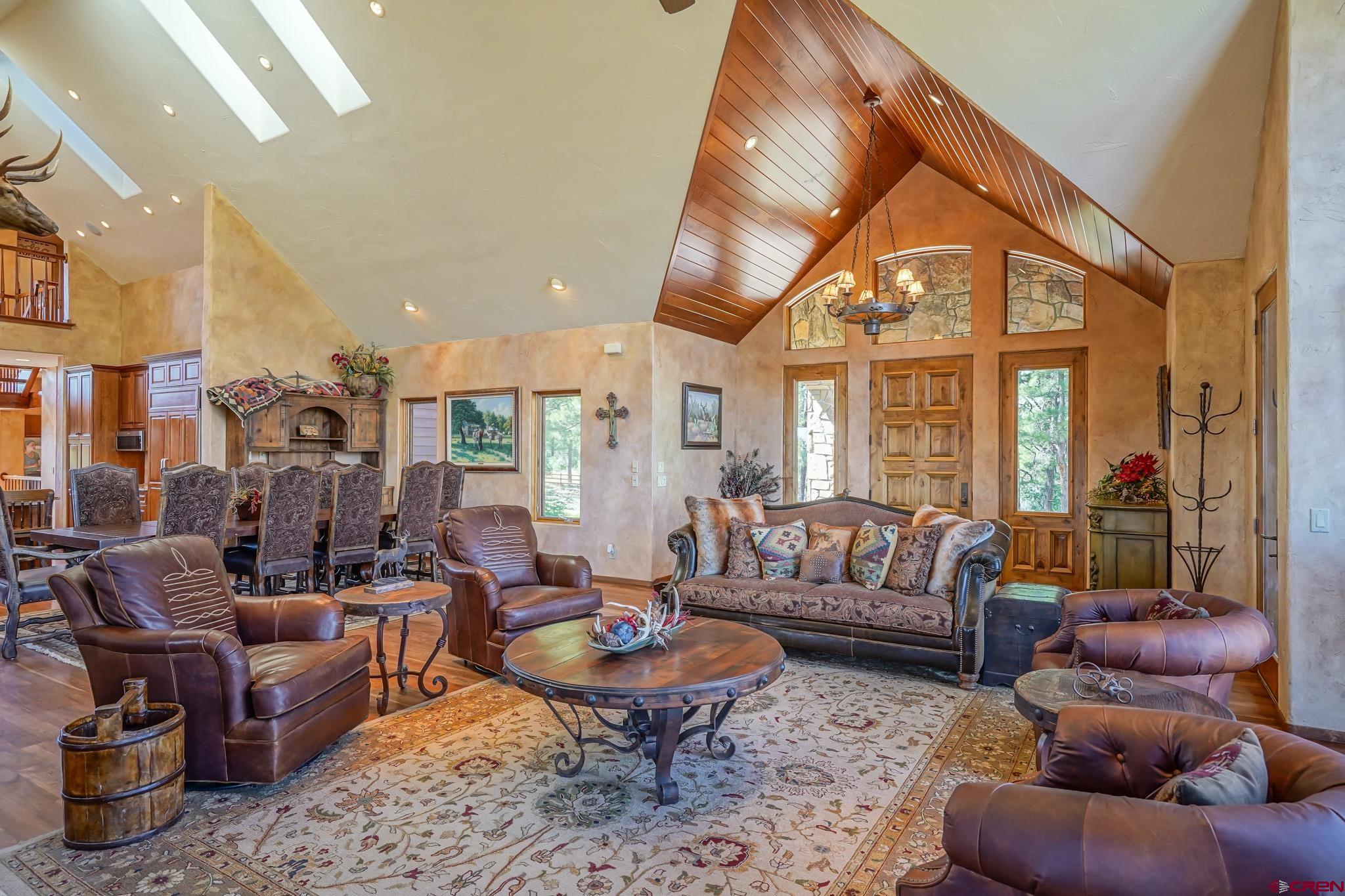100 & 100A Buckboard Place