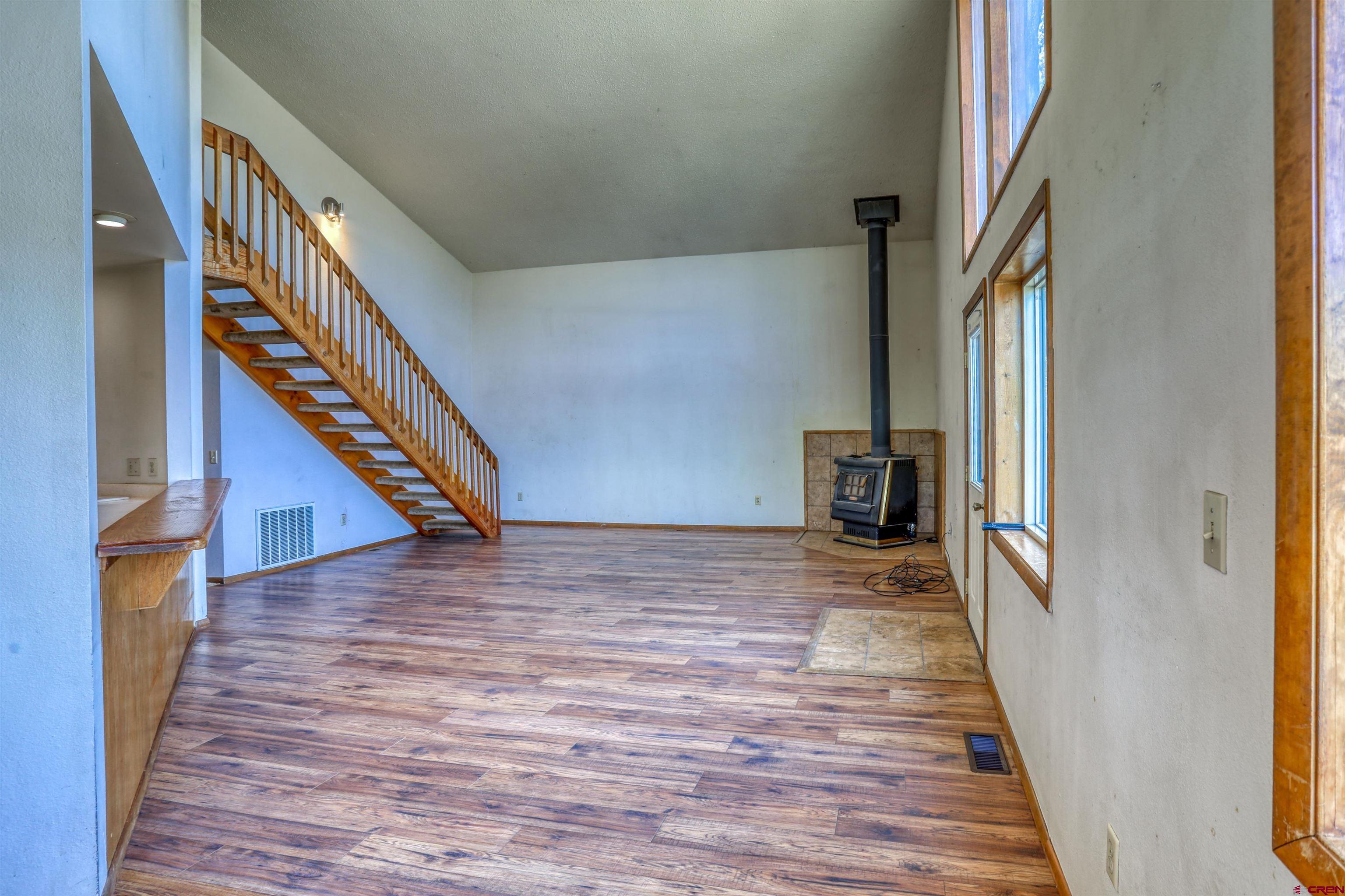 334 Lakeside Drive