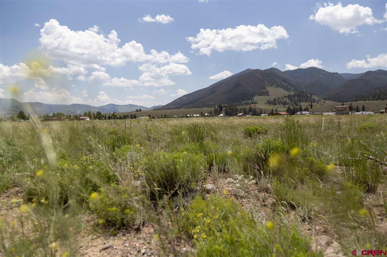 Photo of 406 Commodore Dr in Creede, CO