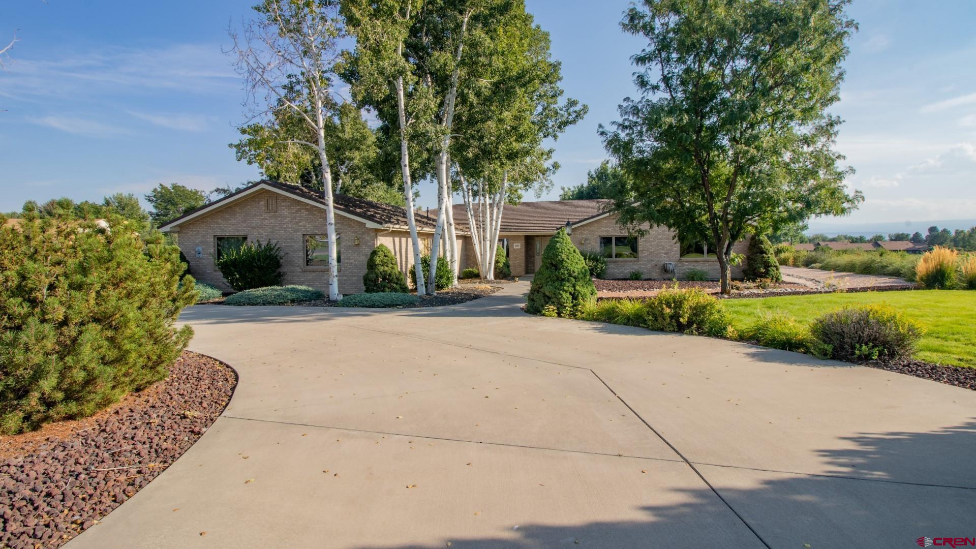 Beautiful custom home (3,339 sqft, 3BD/2.75BA) bordering the 18th-fairway of the Black Canyon Golf Course. Enjoy the manicured green space off your back patios along with mountain views. Need space to breath? Add in the .85-acre landscaped, corner lot that provides covetous space compared to other golf communities. Top it off with the freedom of no restrictive HOA or HOA fees. Immaculately cared for home has been the private retreat of one owner. Spacious, open kitchen and living area with custom oak cabinetry, two ovens, granite counter tops, and hardwood floors. Oak cabinetry and hardwood doors throughout home. Need an office too? Bonus private office provides perfect home workspace. Step out to the spacious covered patio facing mountain and golf course scenery. Giant primary bedroom with deep walk-in closets as well as an additional southern-facing, walk-out patio. Professionally, irrigated landscape allows the entire property a beautifully peaceful setting. Large circle drive makes visitor access a breeze. Bonus 14-month, home warranty covering the appliances along with the heating, electrical, and plumbing systems. Come tour this beauty and find yourself a little piece of paradise.