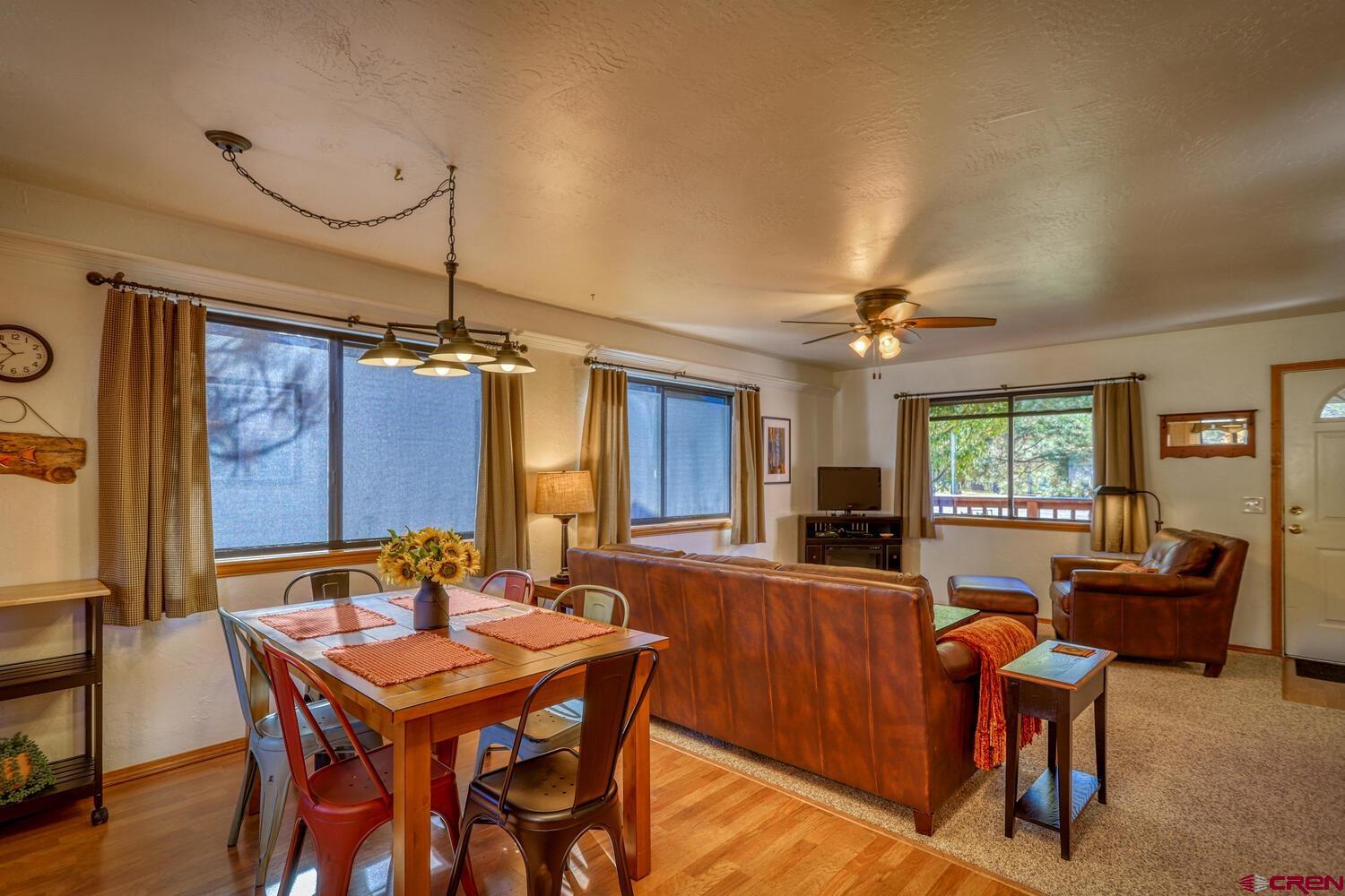 38 Jaunty Court