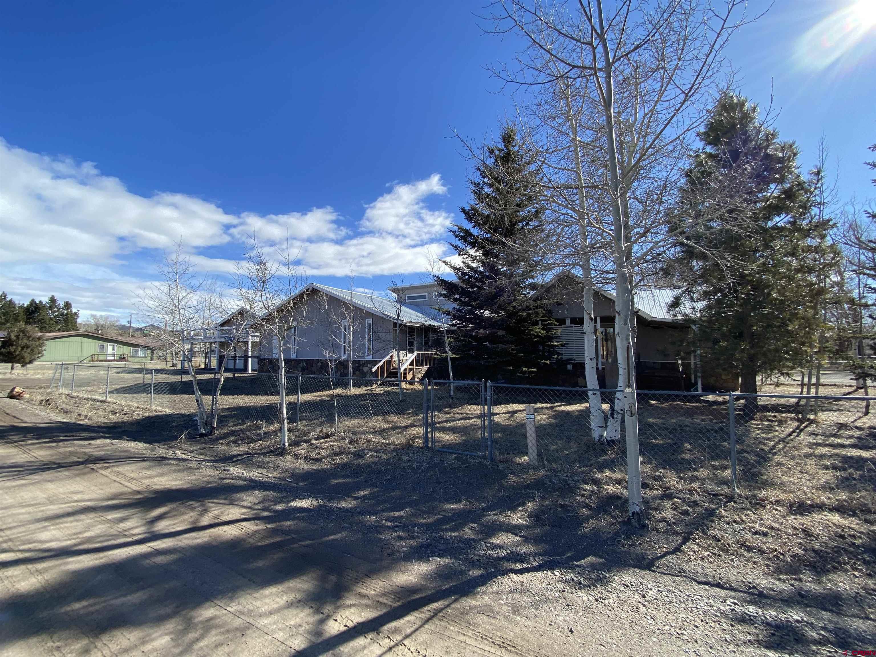 Photo of 40 Commanche Peak Rd in South Fork, CO