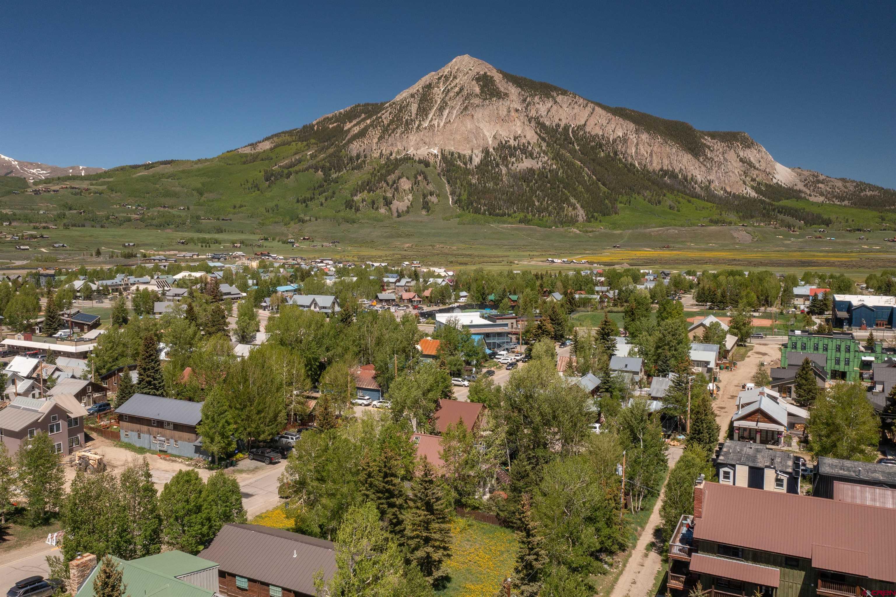 Photo of 422 Sopris Ave in Crested Butte, CO