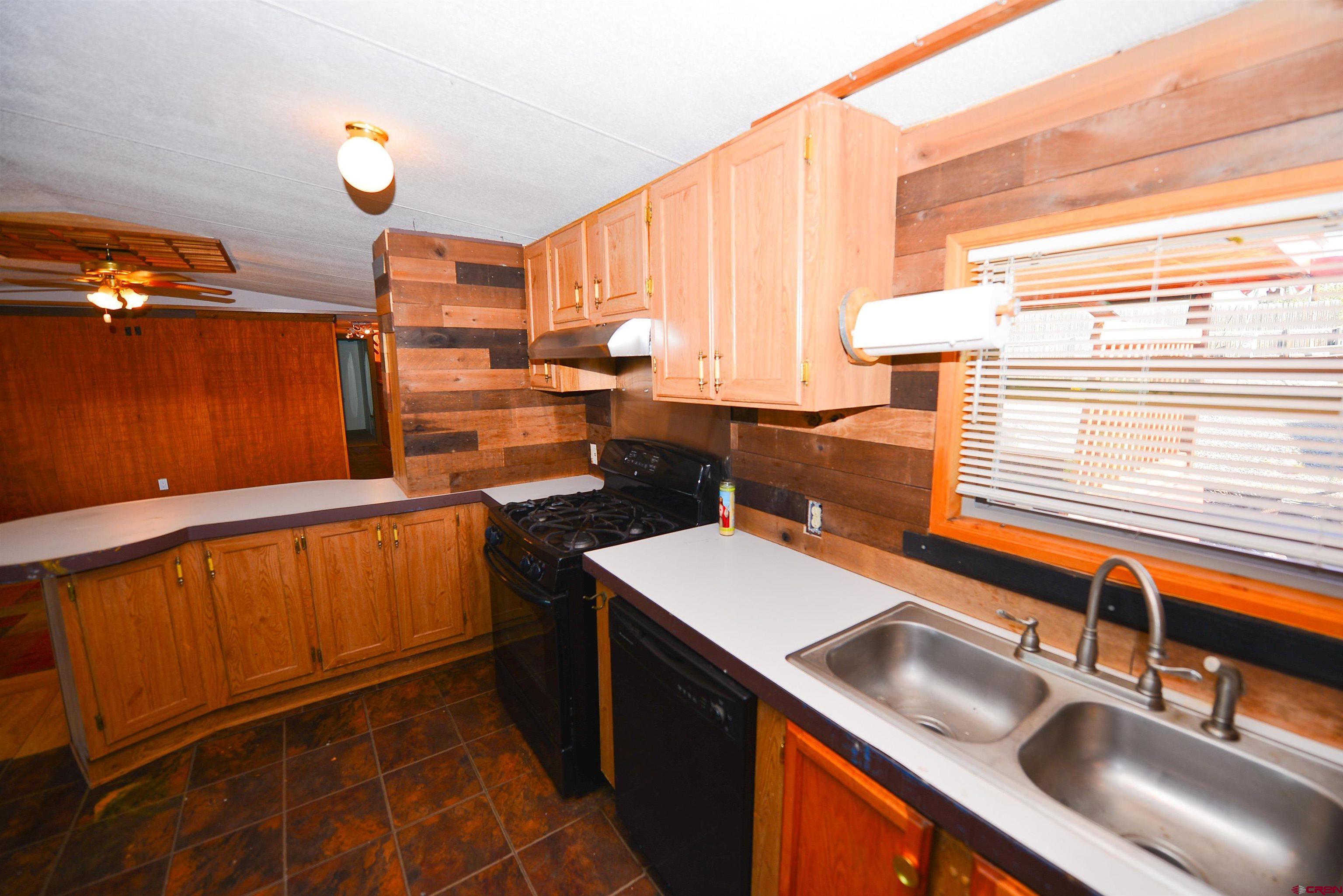 11 Pinon Hills Place