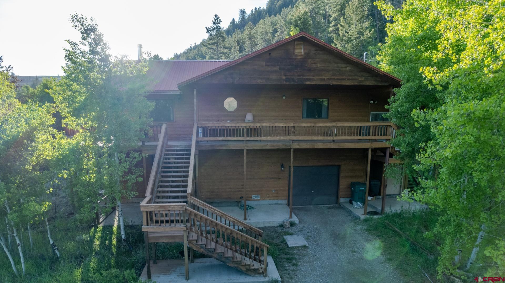 216 Lochleven Lane
