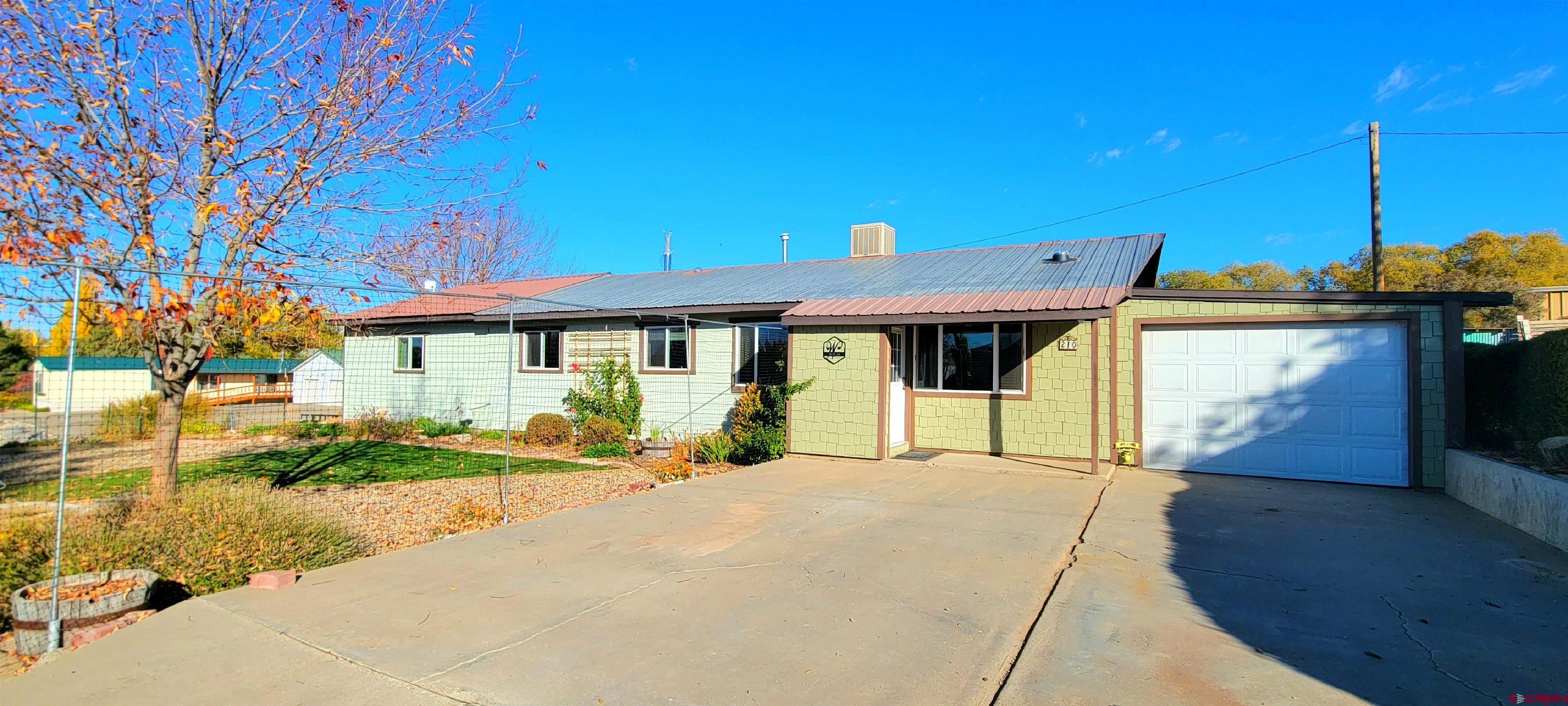 Photo of 210 W 7th St in Dove Creek, CO