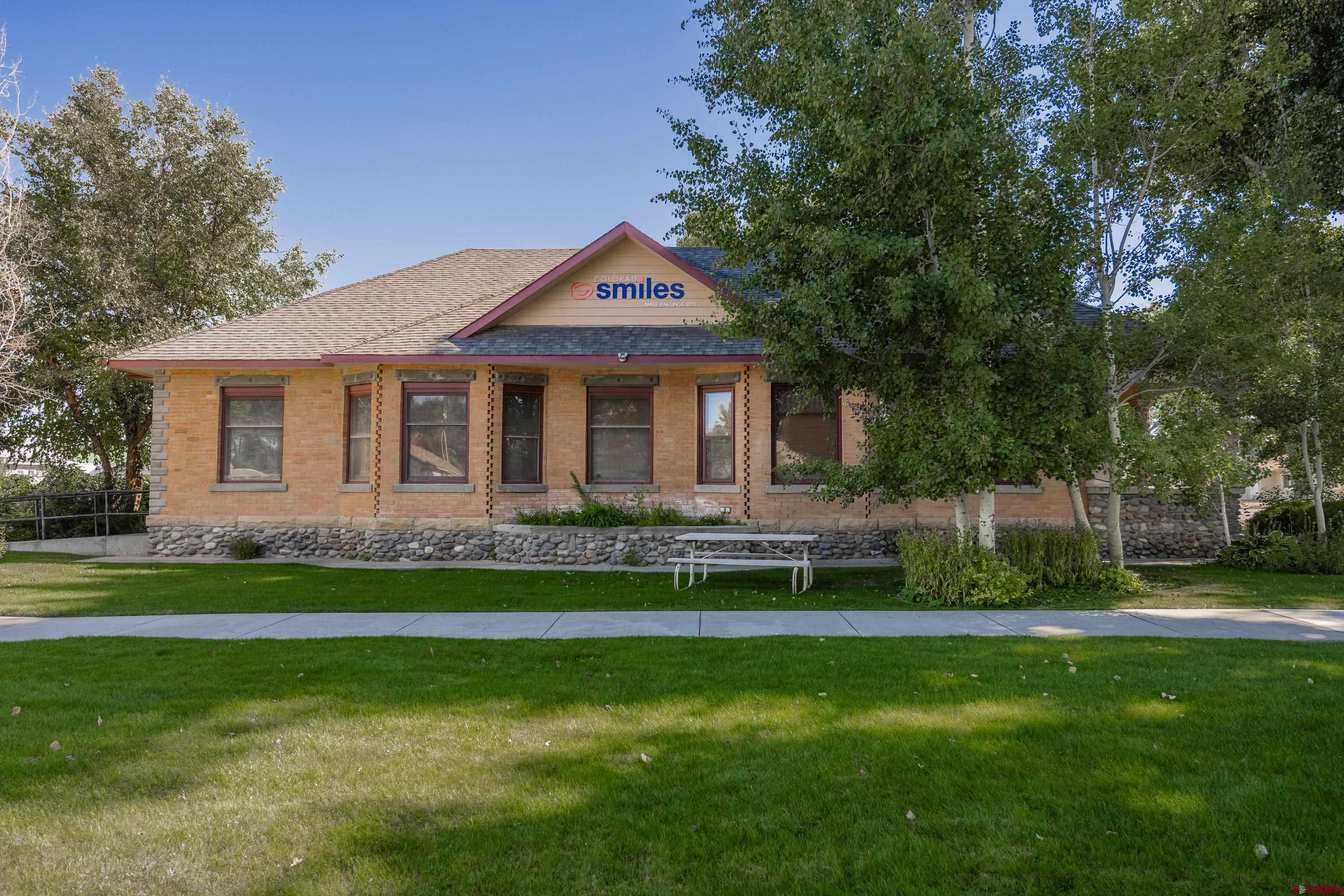 Photo of 601 S 3rd St in Montrose, CO