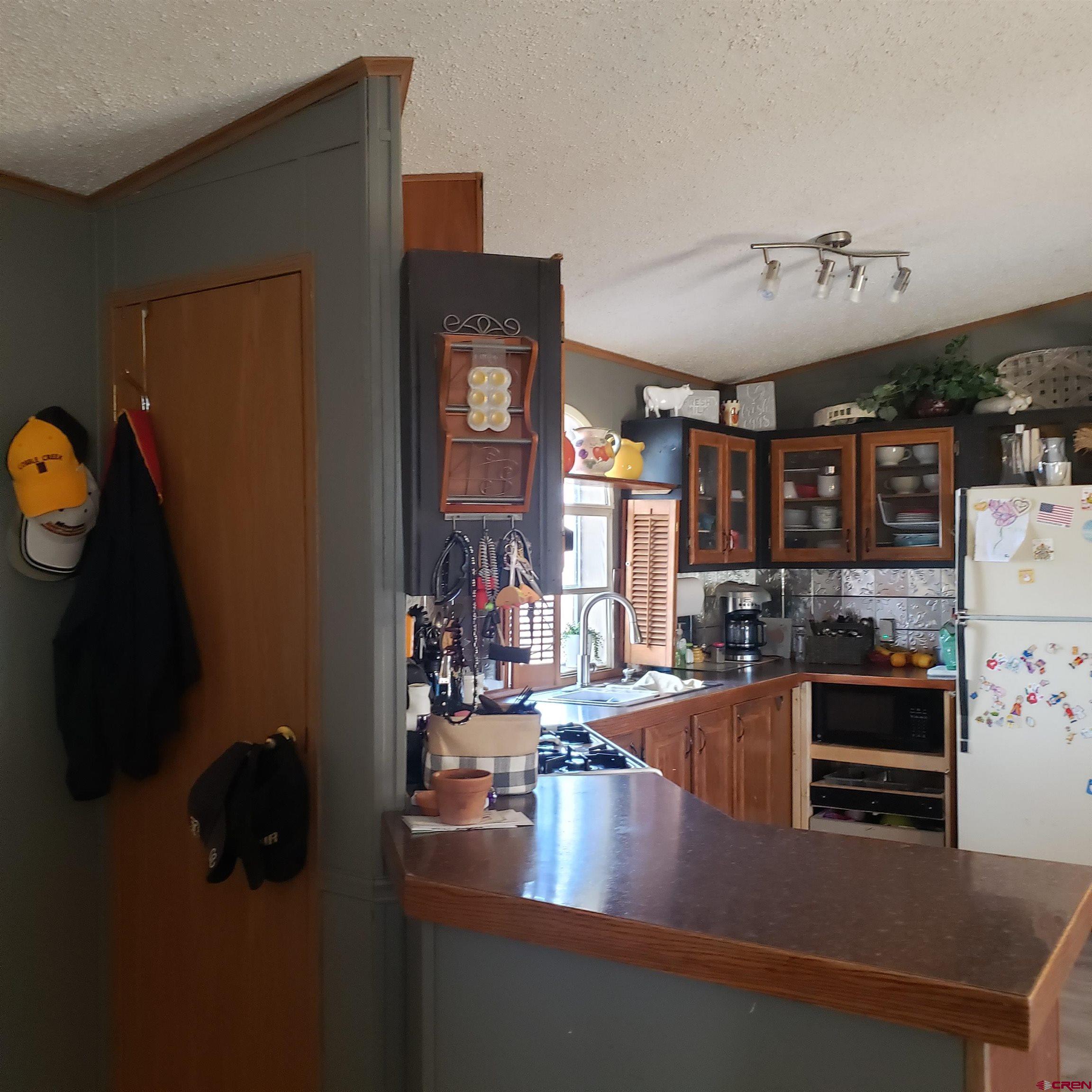 1230 E Oak Grove Road Montrose CO 81401 Active