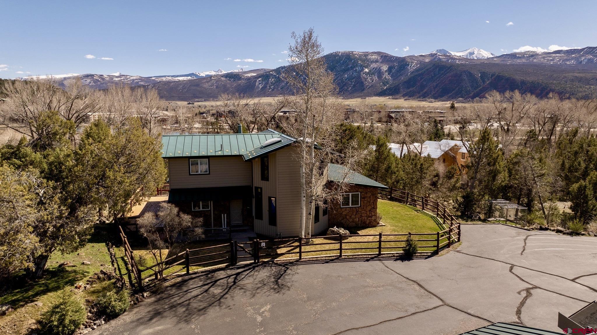 Photo of 301 Tree Farm Dr in Carbondale, CO