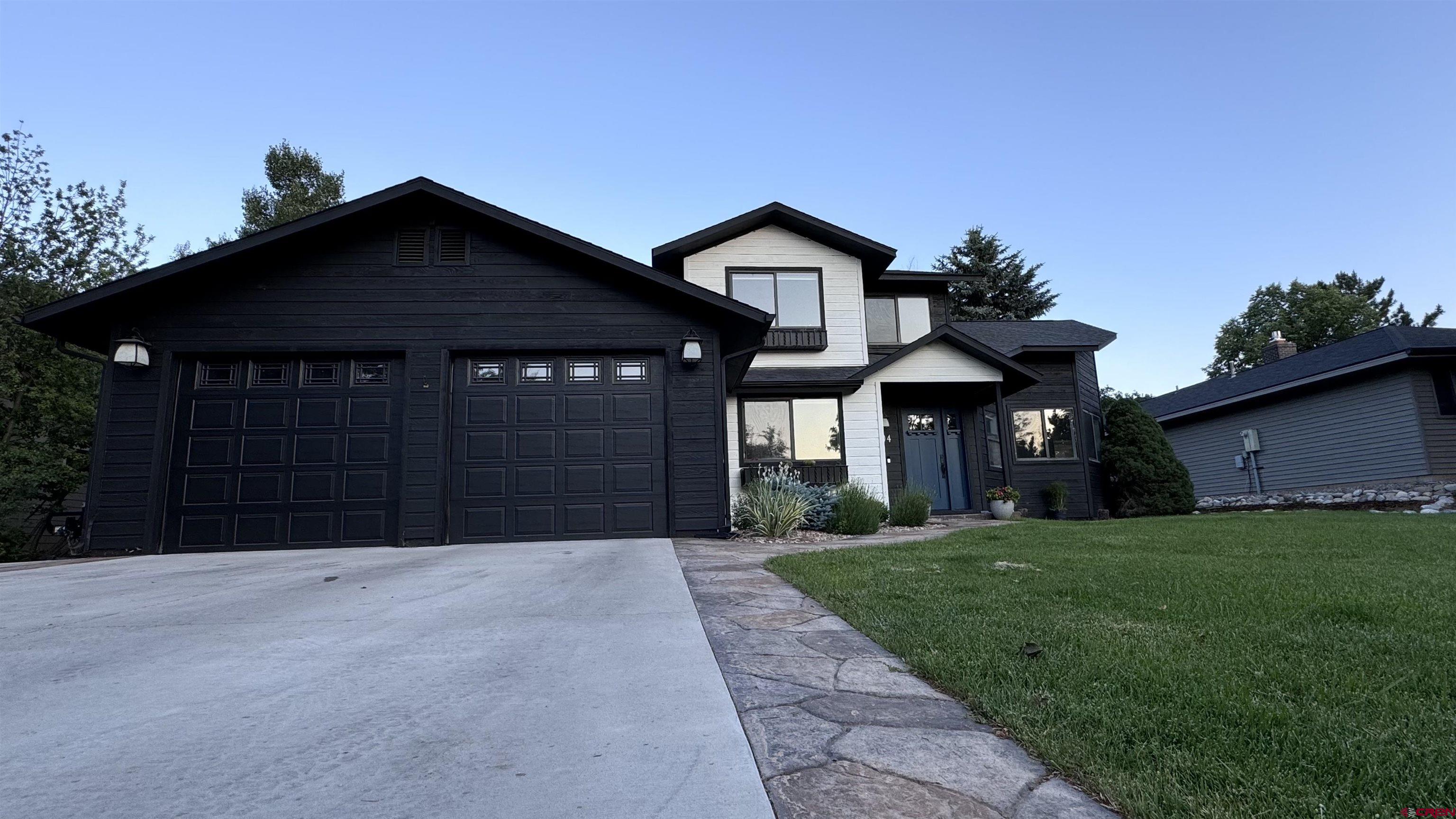404 Hillcrest Drive