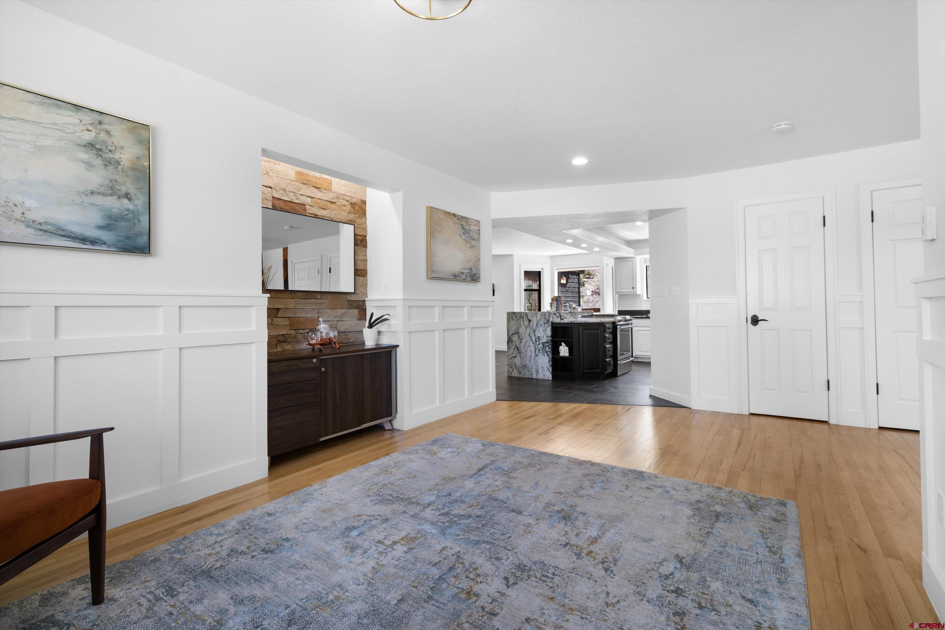 404 Hillcrest Drive